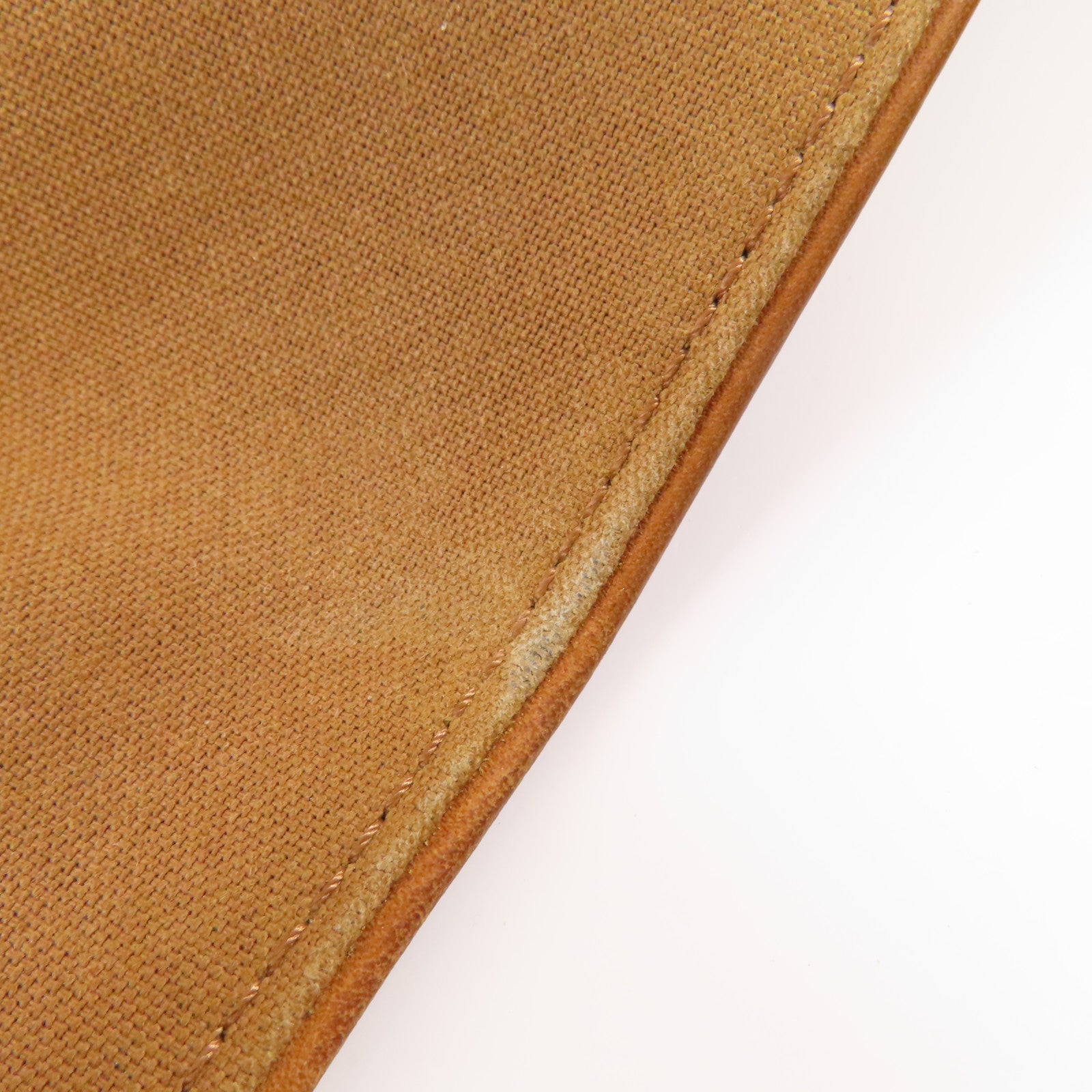 LOUIS VUITTON Monogram Abbesses金扣肩背袋