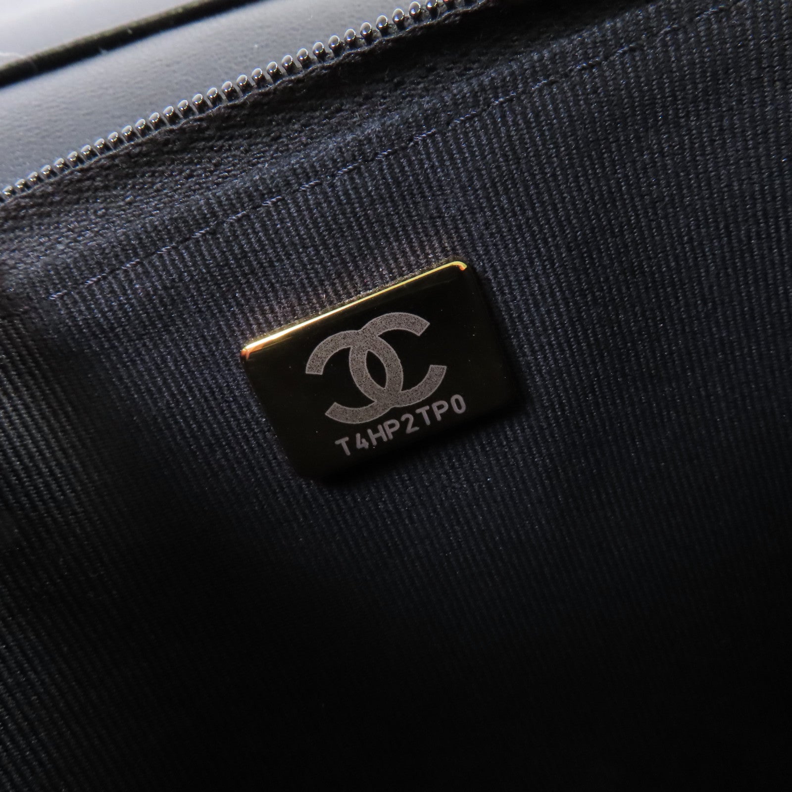 CHANEL 菱格羊皮皮革WOC Wallet On Chain Shoulder Bag金扣鏈帶肩背袋黑色