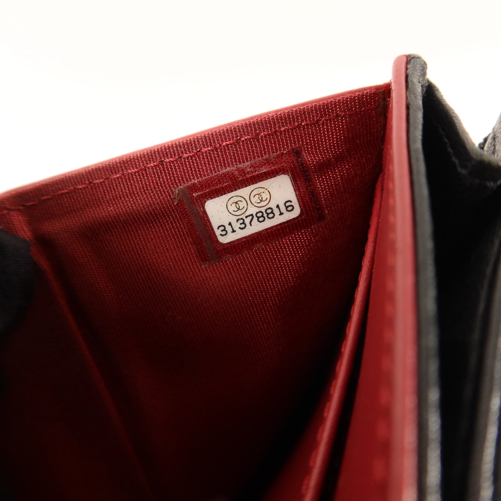 CHANEL 羊皮皮革Trifold Wallet金扣錢包