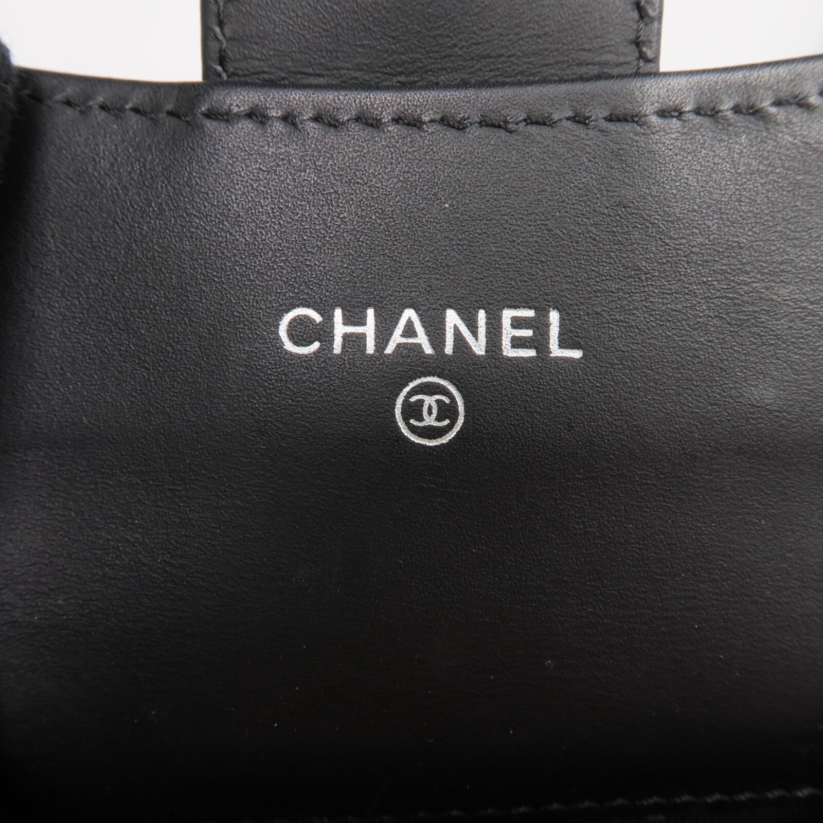 CHANEL 【激減優惠】漆皮皮革Wallet銀扣錢包