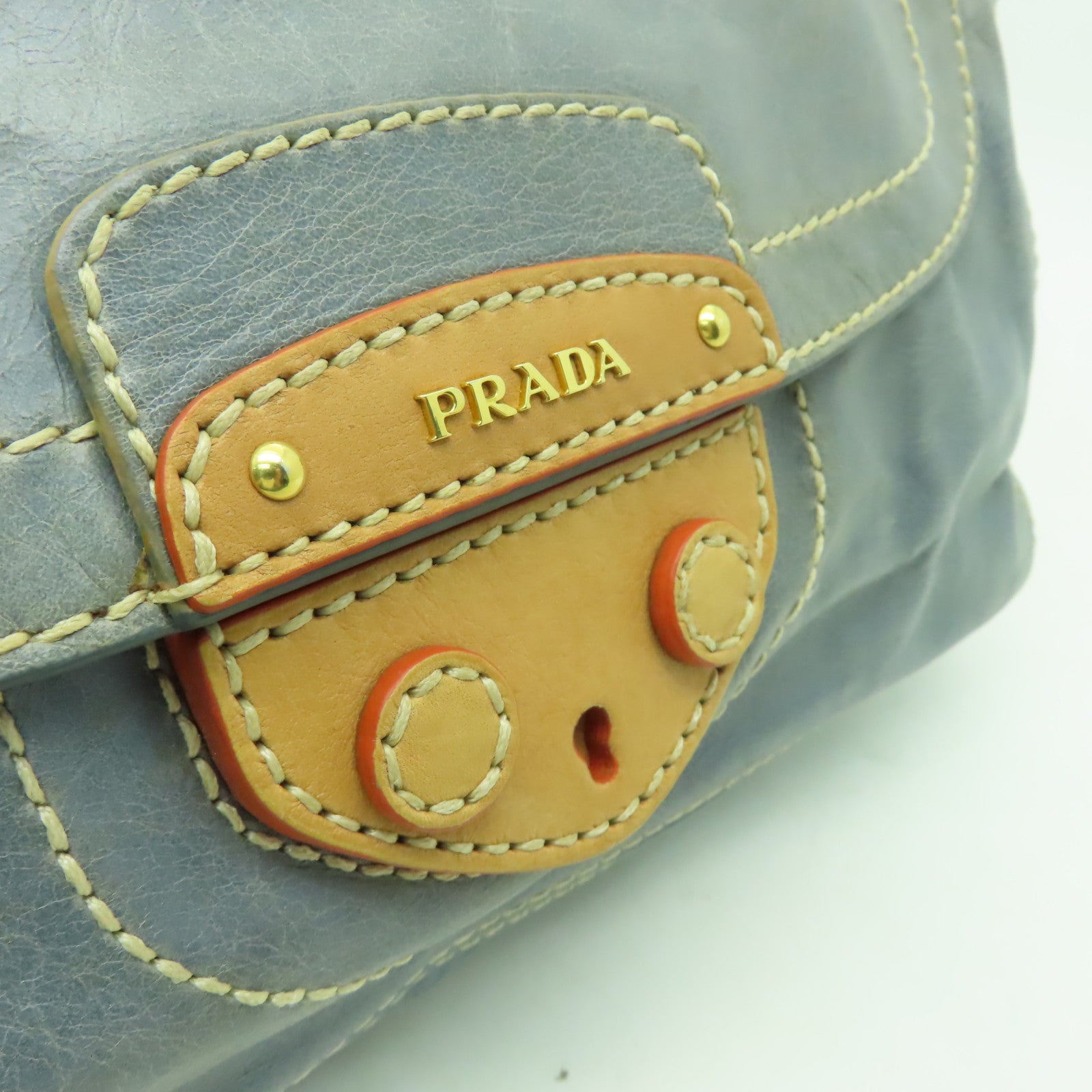 PRADA 牛皮皮革Shoulder Bag金扣鏈帶肩背袋淺藍色