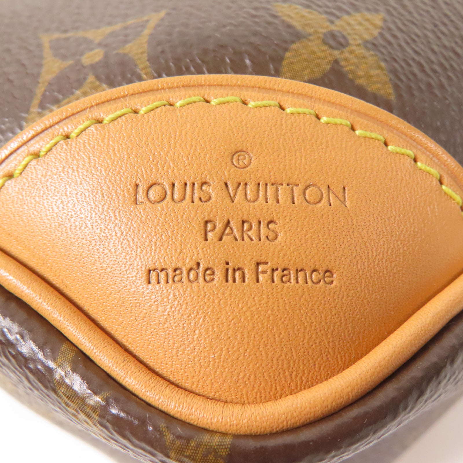 LOUIS VUITTON Monogram Odeon金扣手挽袋棕色