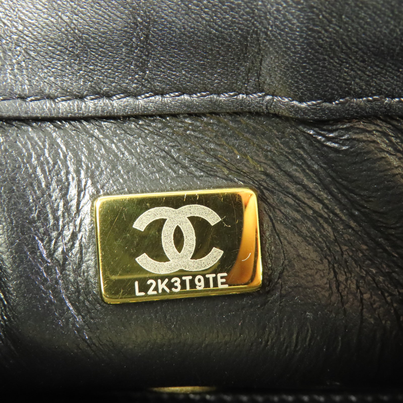 CHANEL 羊皮皮革Heart Charm Mini Flap金扣肩背袋