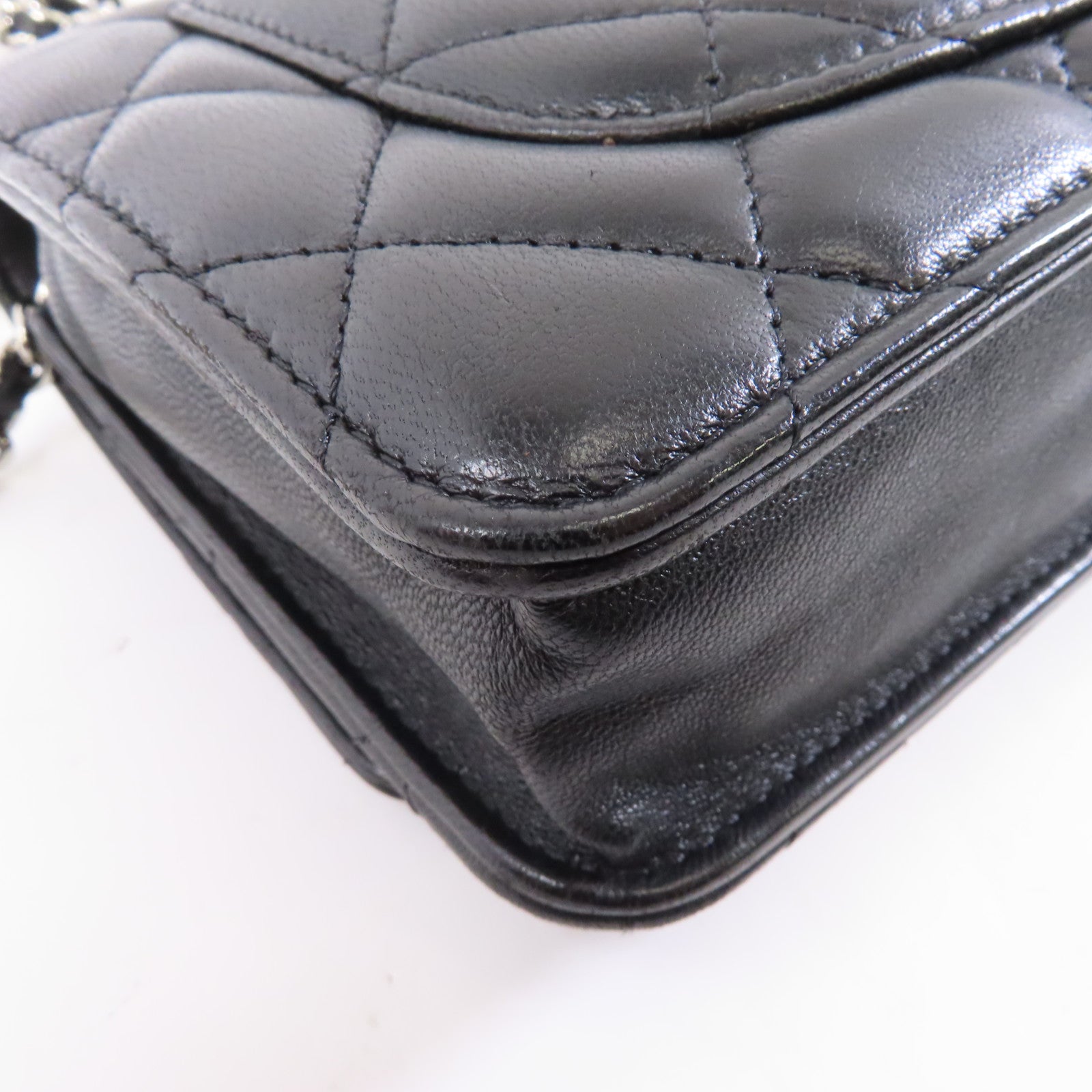 CHANEL 菱格羊皮皮革Wallet On Chain銀扣鏈帶肩背袋黑色