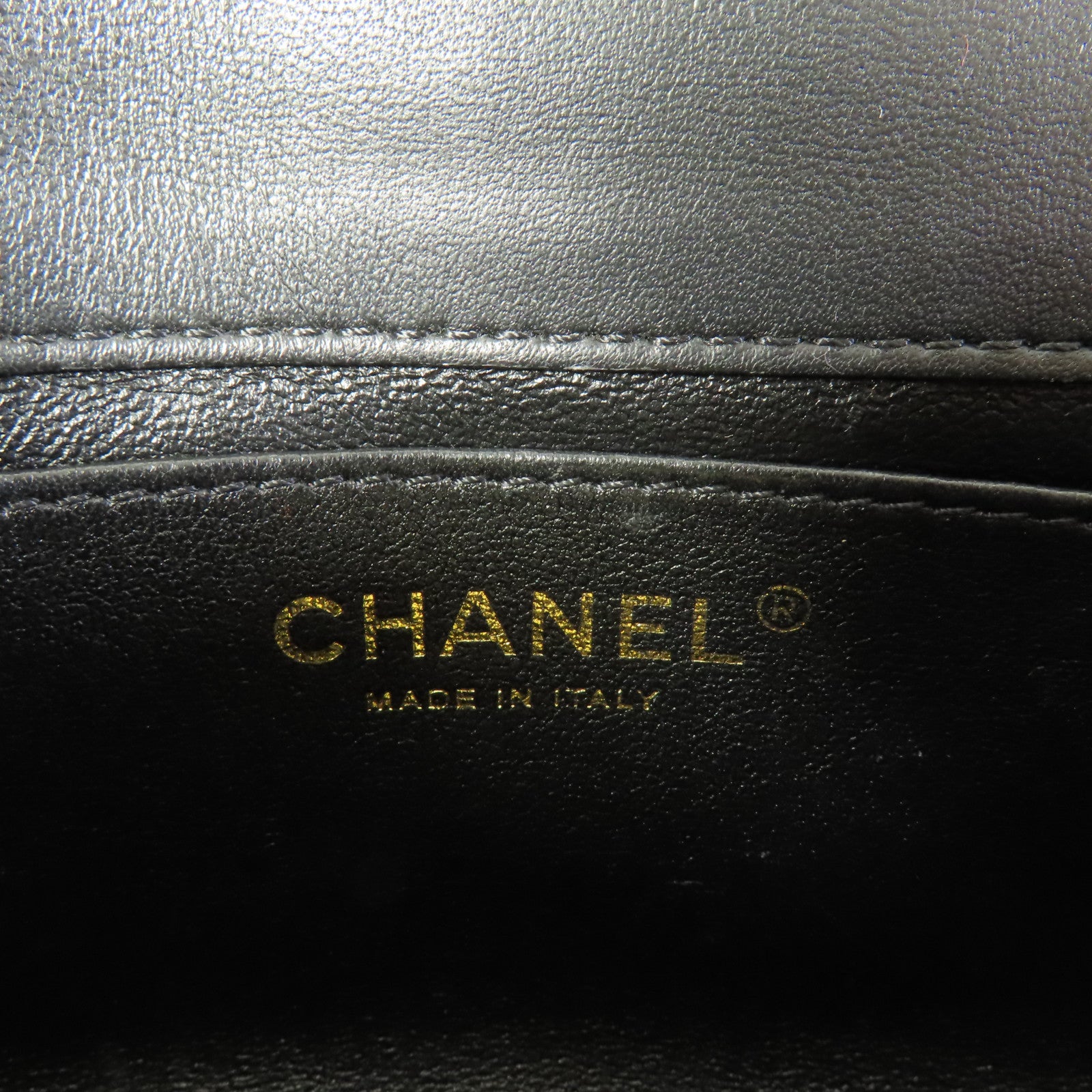 CHANEL 羊皮皮革Heart Charm Mini Flap金扣肩背袋