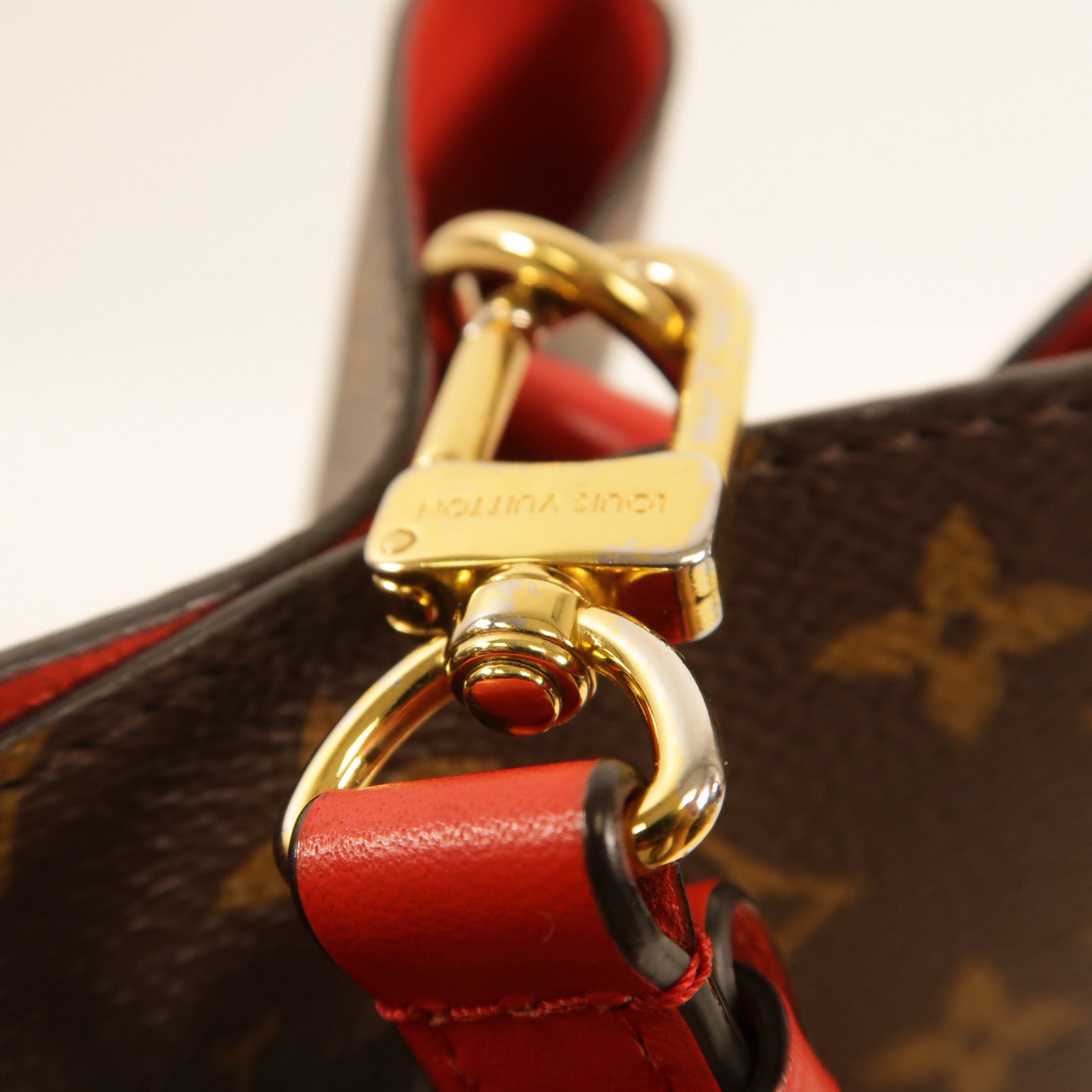 LOUIS VUITTON Monogram Neo Noe Bucket Bag金扣肩背袋Coquelicot