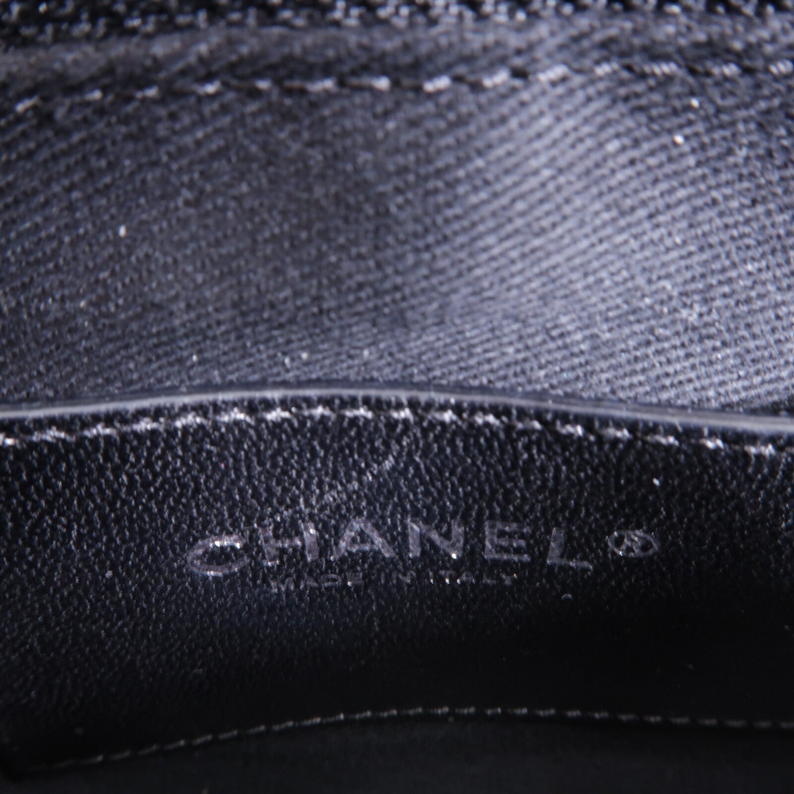 CHANEL 漆皮皮革Just Mademoiselle Bowling Bag鏈帶肩背袋