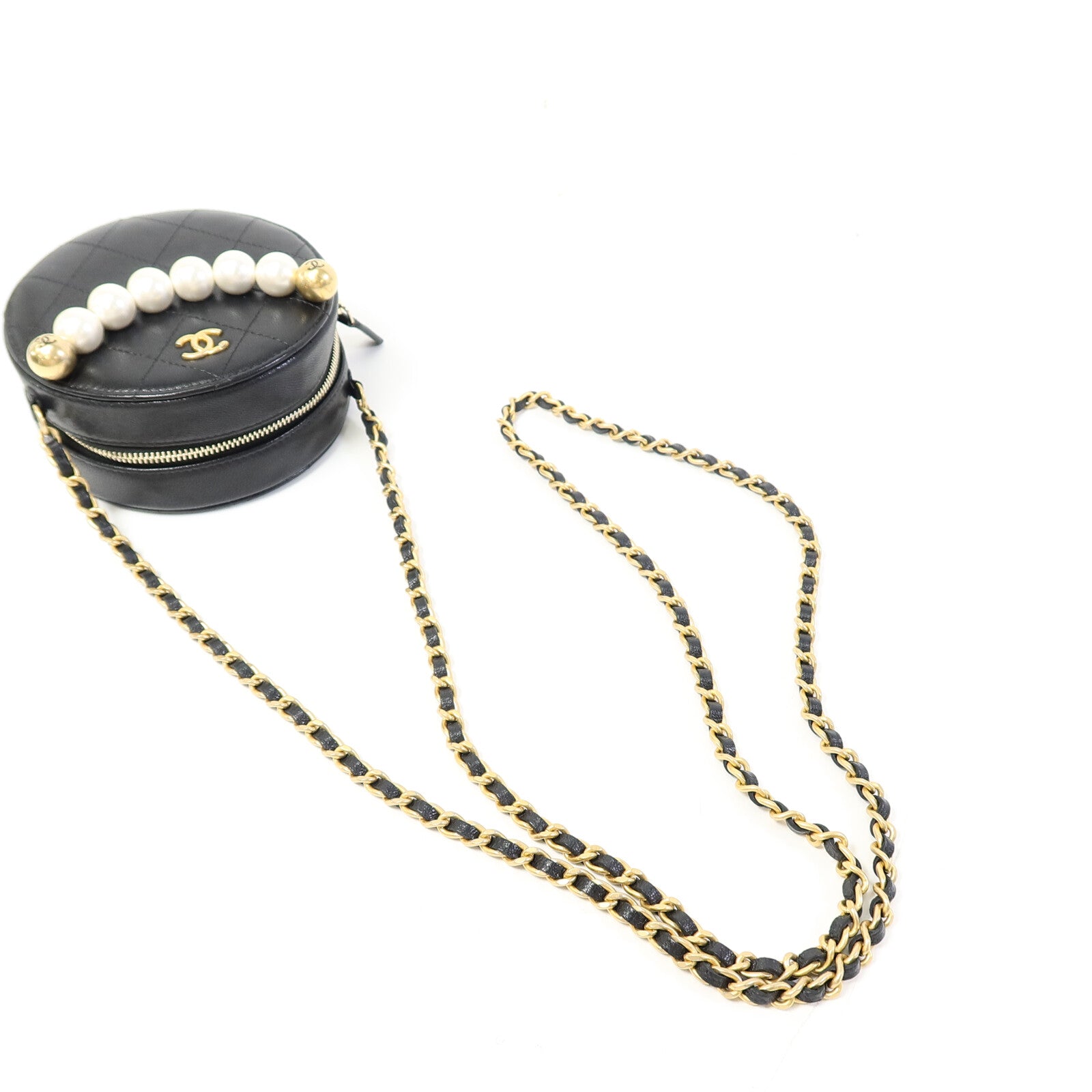 CHANEL 牛皮皮革Round Pear Bag金扣鏈帶肩背袋