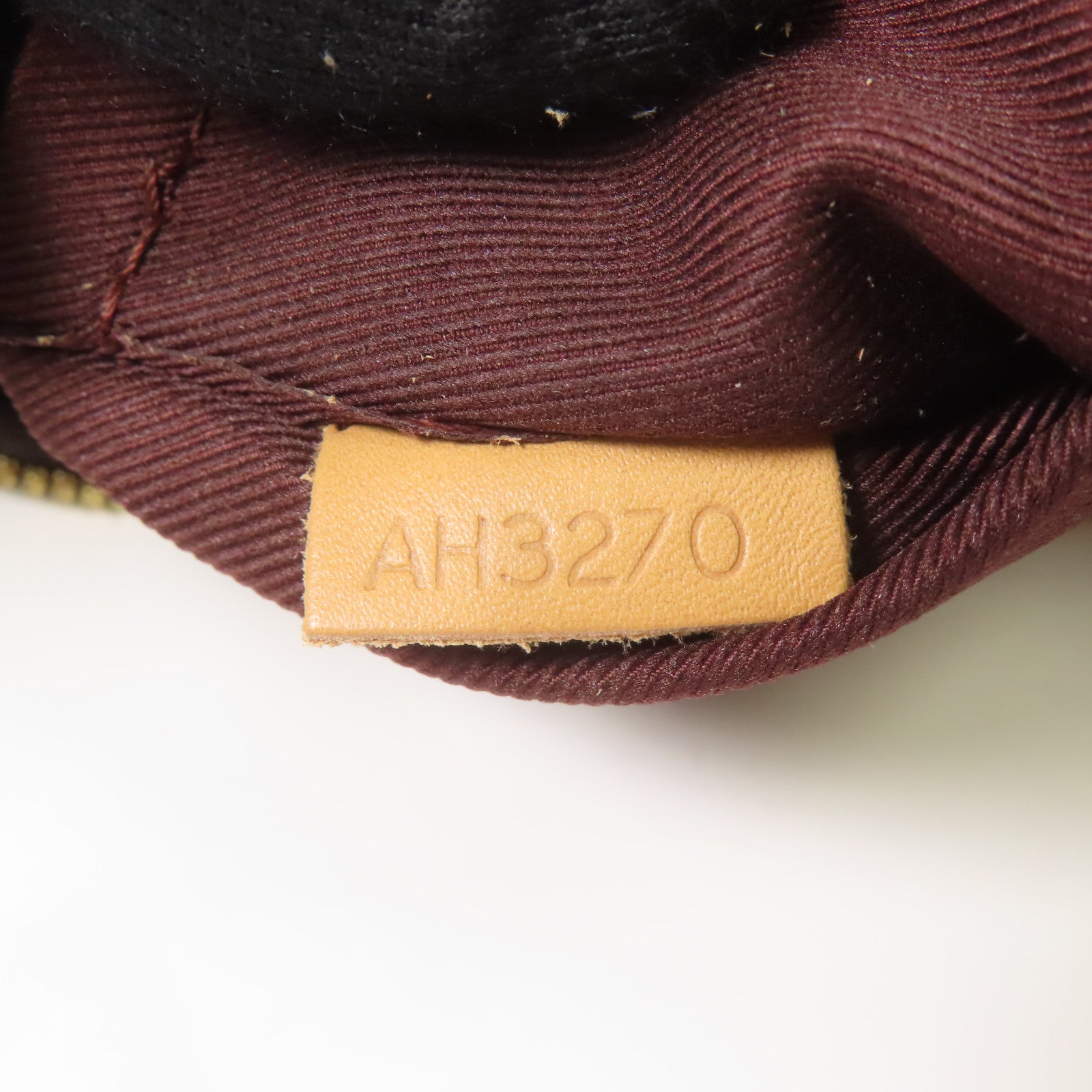 LOUIS VUITTON Monogram Odeon金扣手挽袋棕色