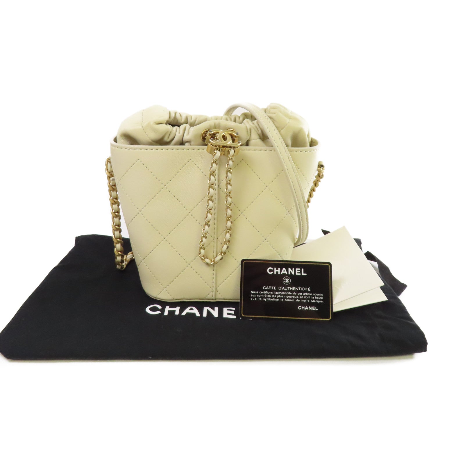 CHANEL 菱格羊皮皮革Bucket Bag金扣鏈帶肩背袋米白色