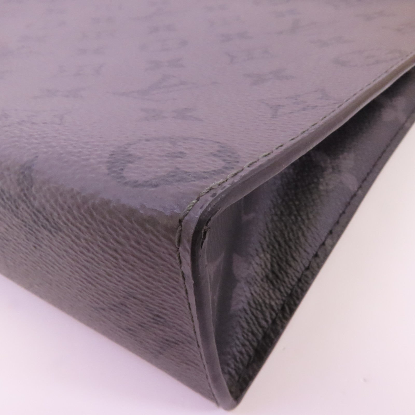 LOUIS VUITTON Monogram Eclipse Pochette Voyage MM銀扣手拿包