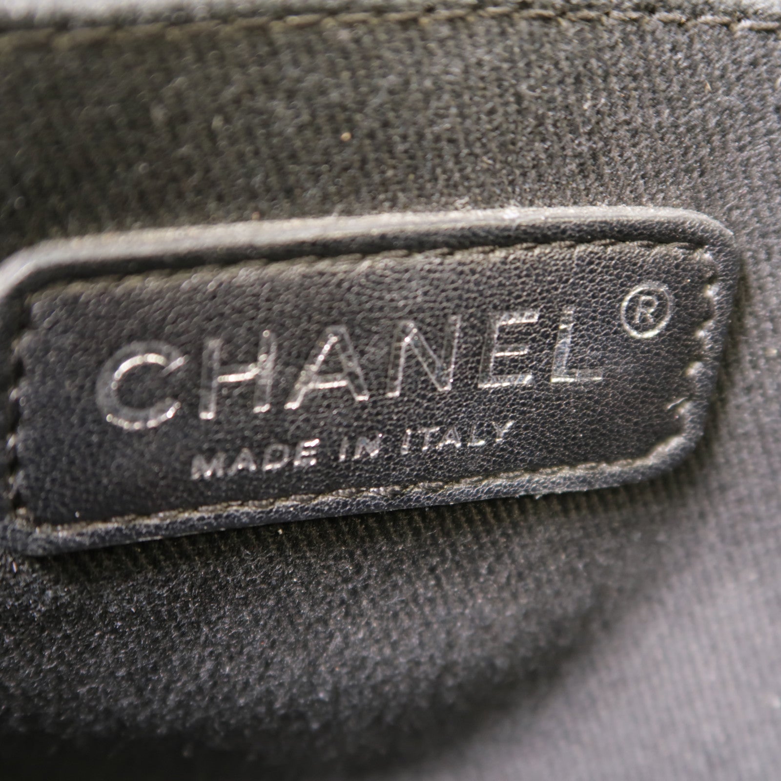 CHANEL 漆皮皮革Chain Shoulder銀扣肩背袋深綠色