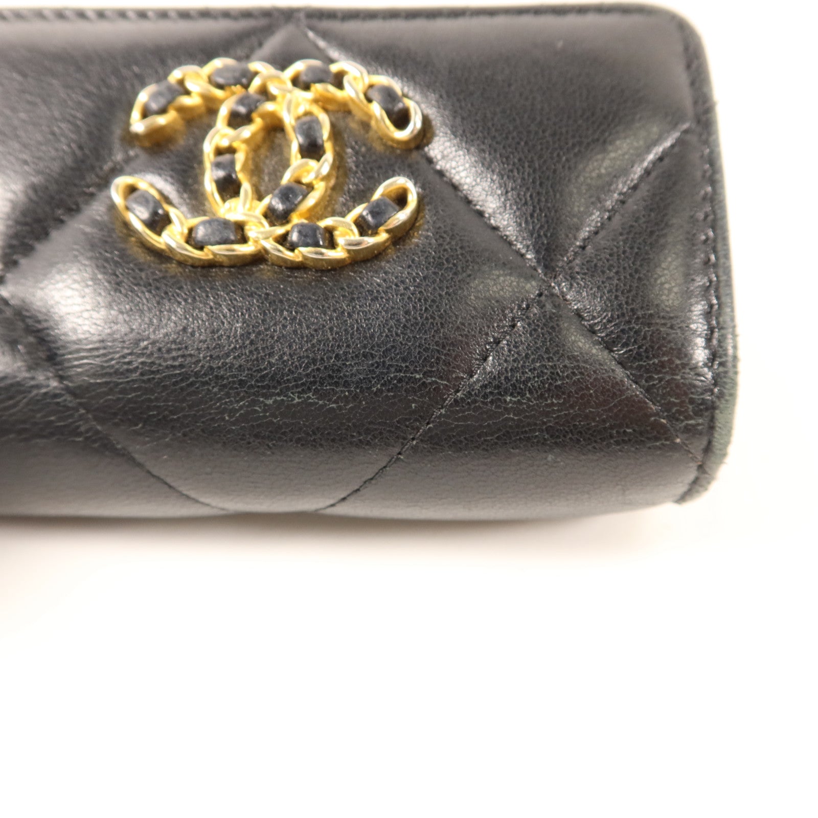 CHANEL 羊皮皮革Trifold Wallet金扣錢包