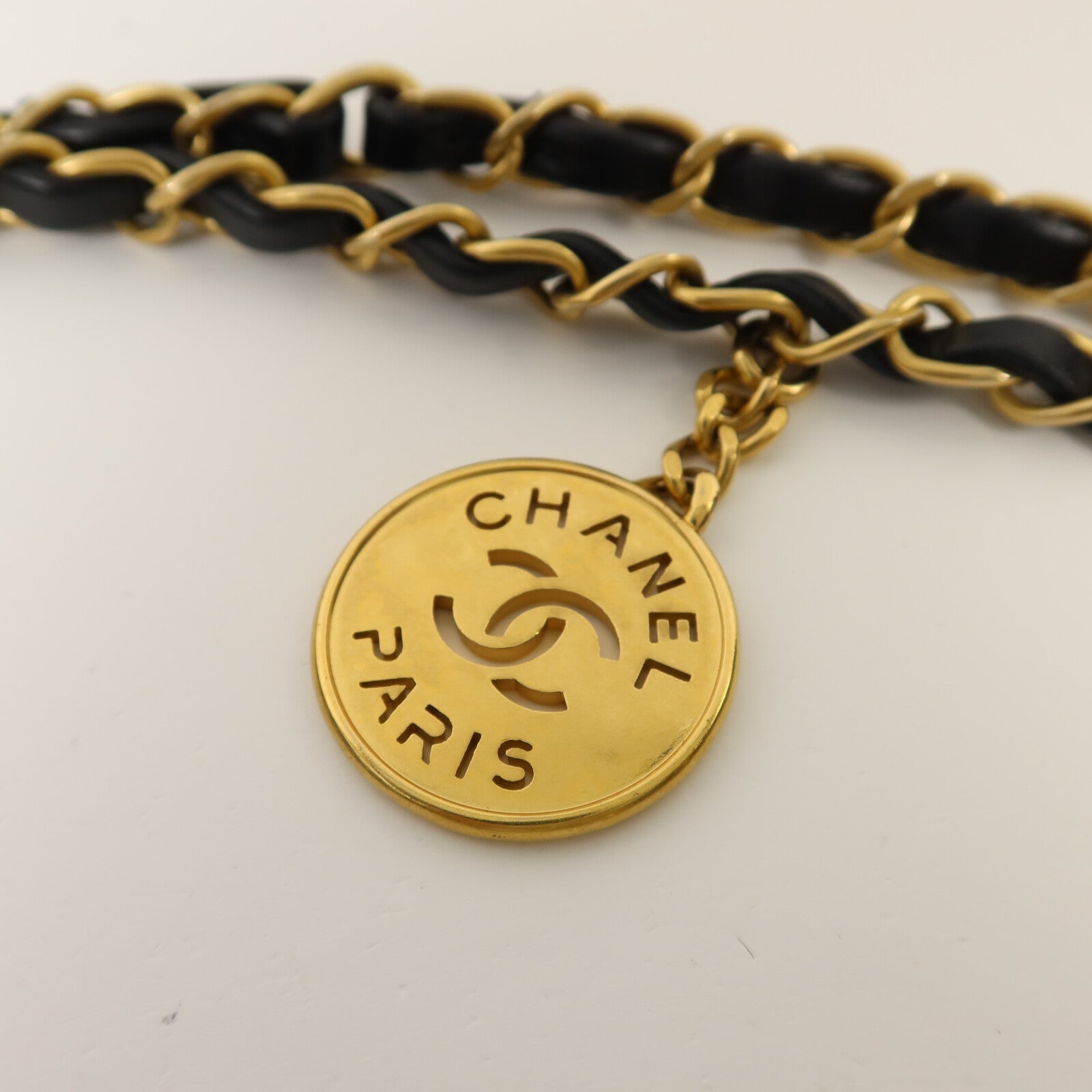 CHANEL 羊皮皮革Chanel 22 Small鏈帶肩背袋