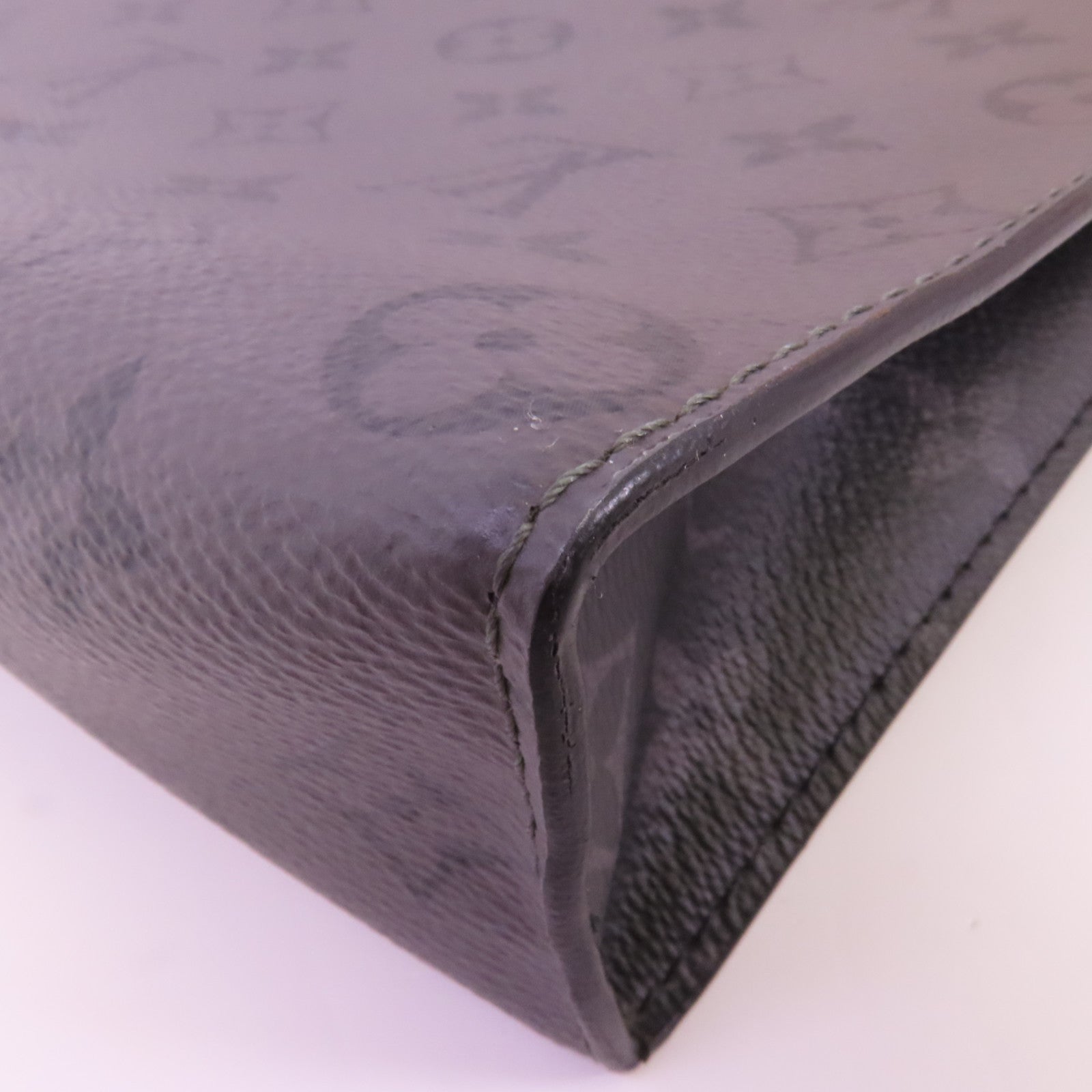 LOUIS VUITTON Monogram Eclipse Pochette Voyage MM銀扣手拿包