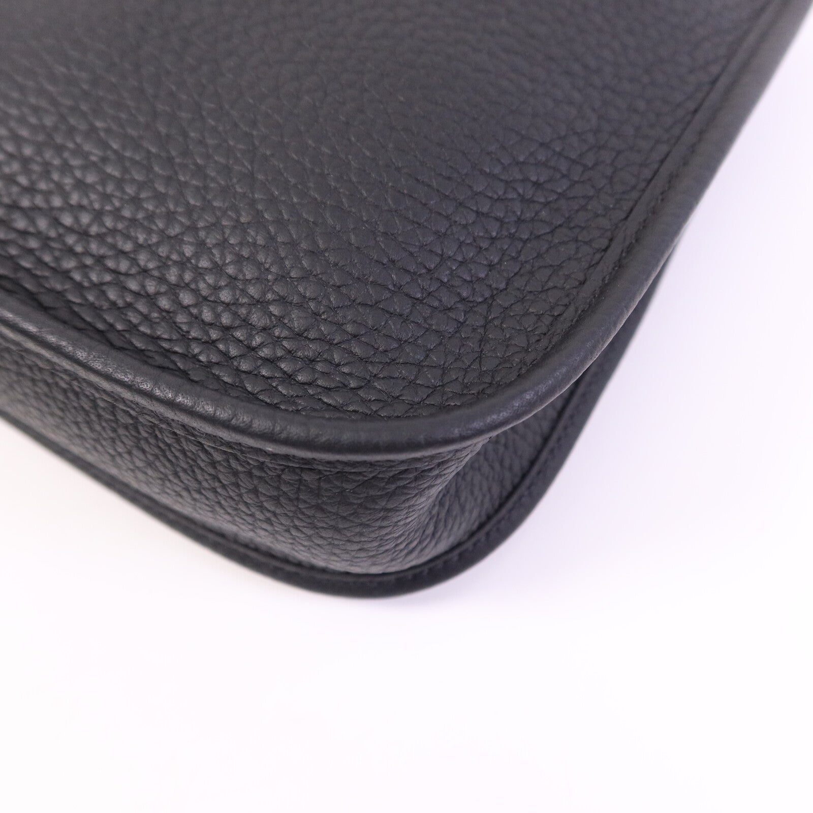 HERMES Clemence皮革Evelyne TPM金扣肩背袋Noir