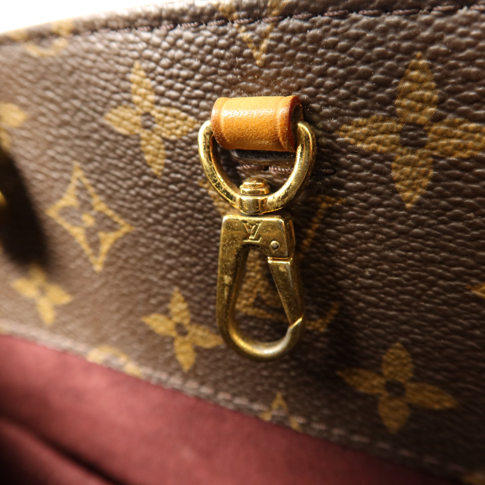 LOUIS VUITTON Monogram Montaigne MM金扣手挽肩背兩用袋