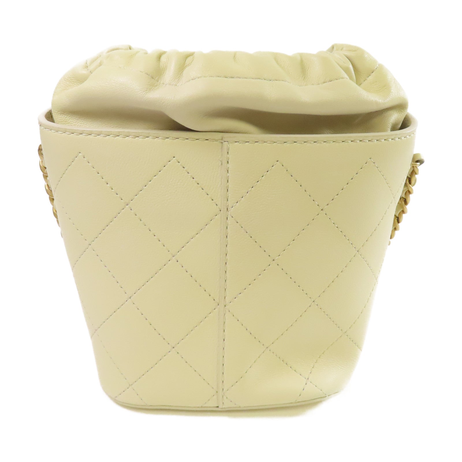 CHANEL 菱格羊皮皮革Bucket Bag金扣鏈帶肩背袋米白色