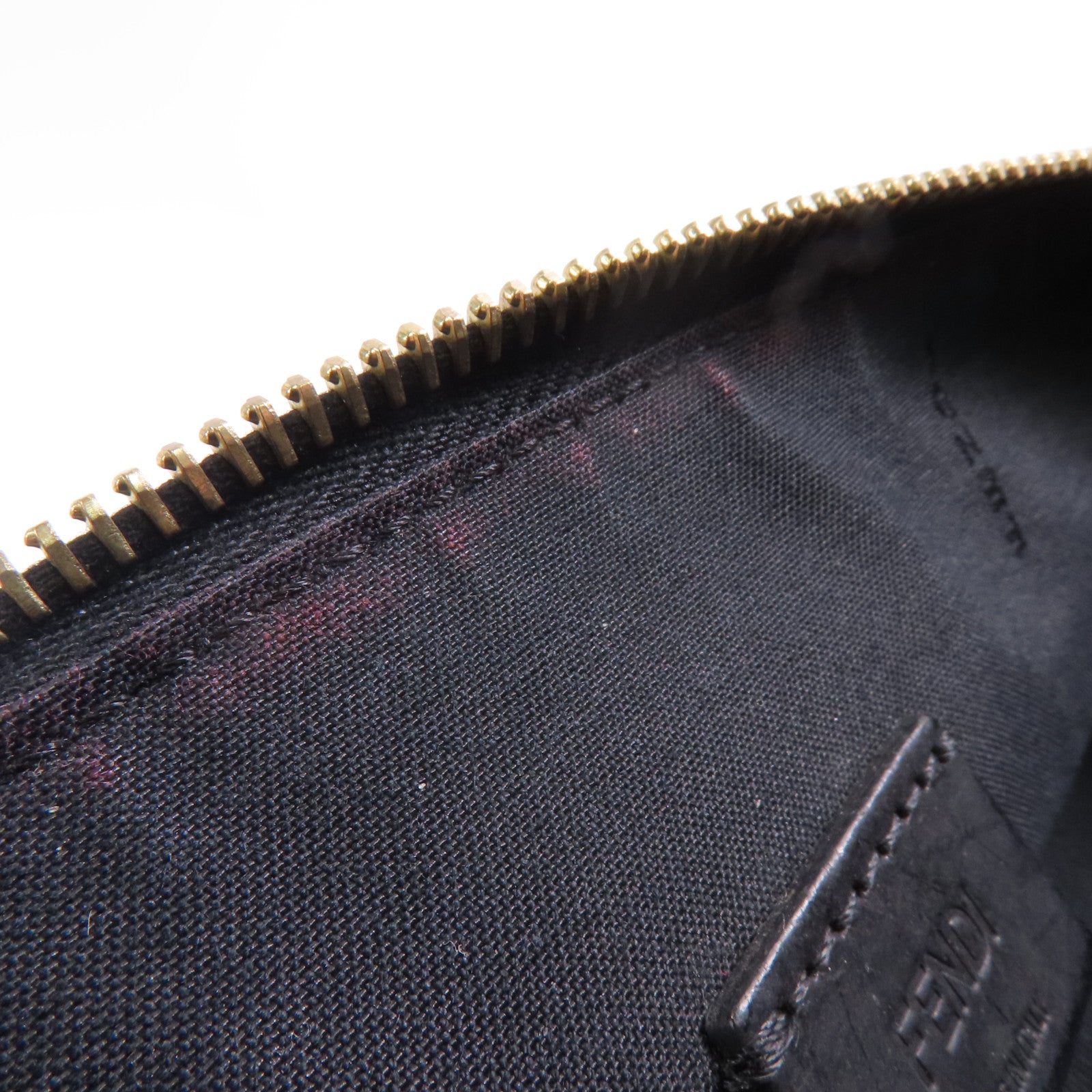 FENDI 牛皮皮革Clutch金扣手拿包