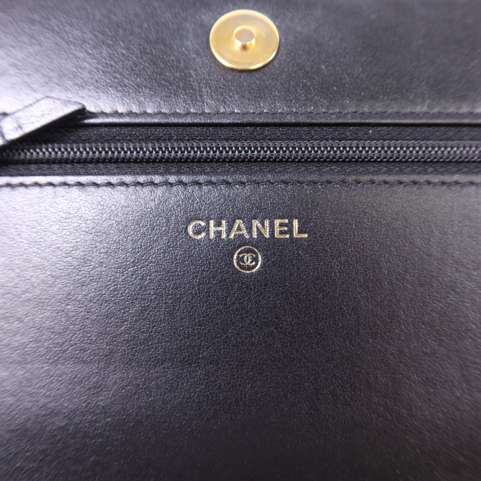 CHANEL 牛皮皮革Boy WOC Wallet On Chain金扣鏈帶肩背袋