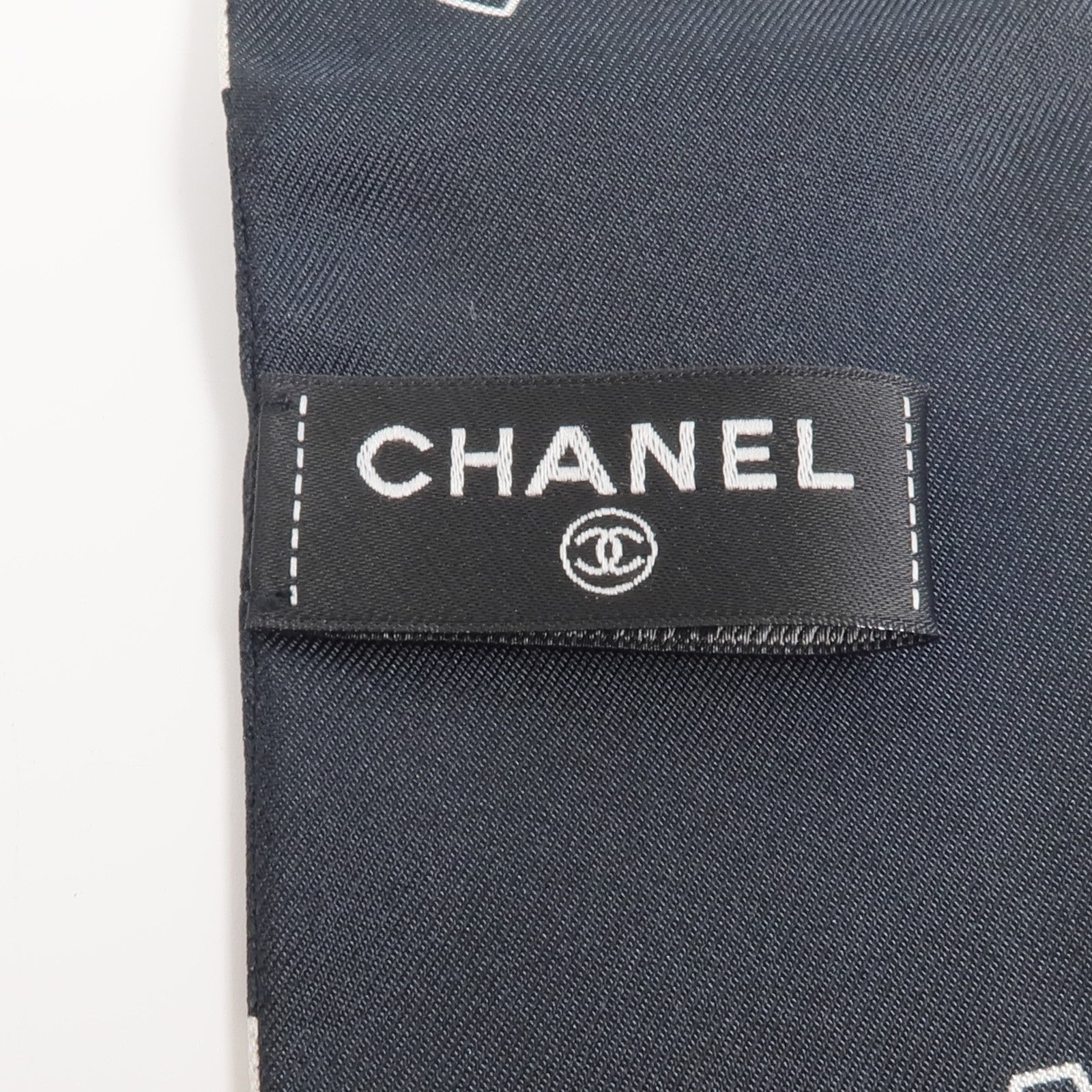 CHANEL 絲質Scarf絲巾