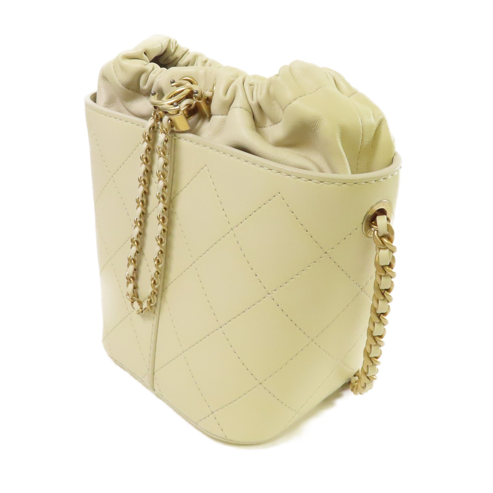 CHANEL 菱格羊皮皮革Bucket Bag金扣鏈帶肩背袋米白色