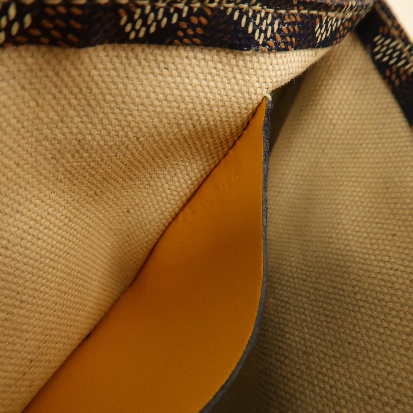 GOYARD 塗層帆布Plumet銀扣肩背袋深藍色