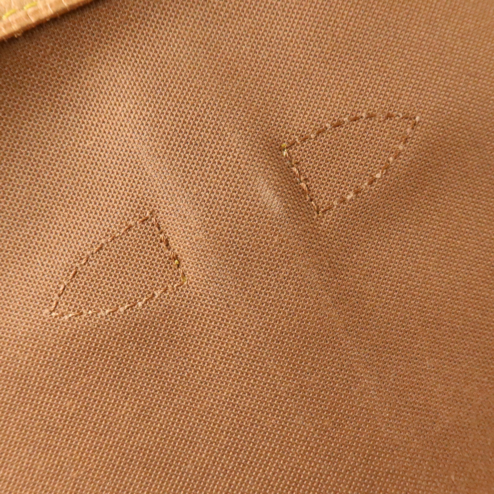 LOUIS VUITTON Monogram Saumur 30肩背袋