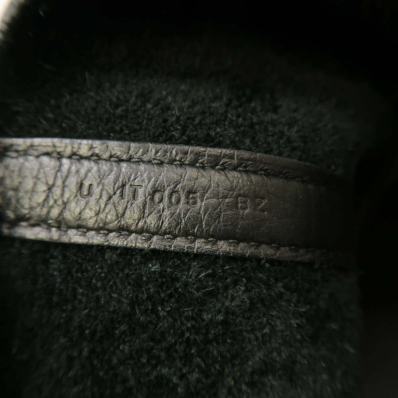 HERMES Clemence皮革Picotin MM金扣手挽袋Noir黑色