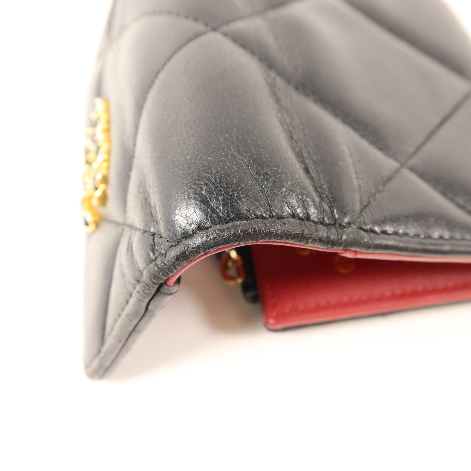 CHANEL 羊皮皮革Trifold Wallet金扣錢包