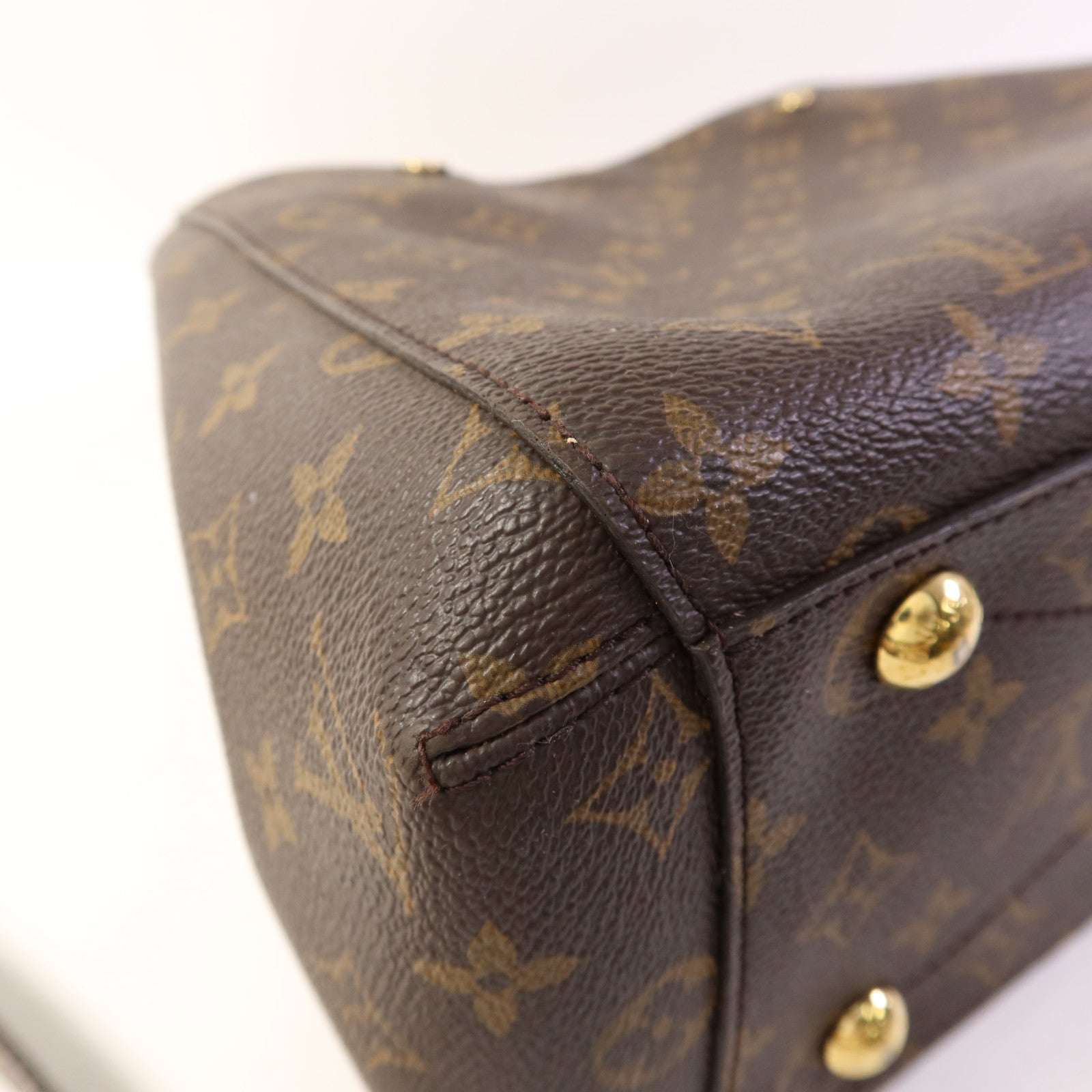 LOUIS VUITTON Monogram Montaigne MM金扣手挽肩背兩用袋