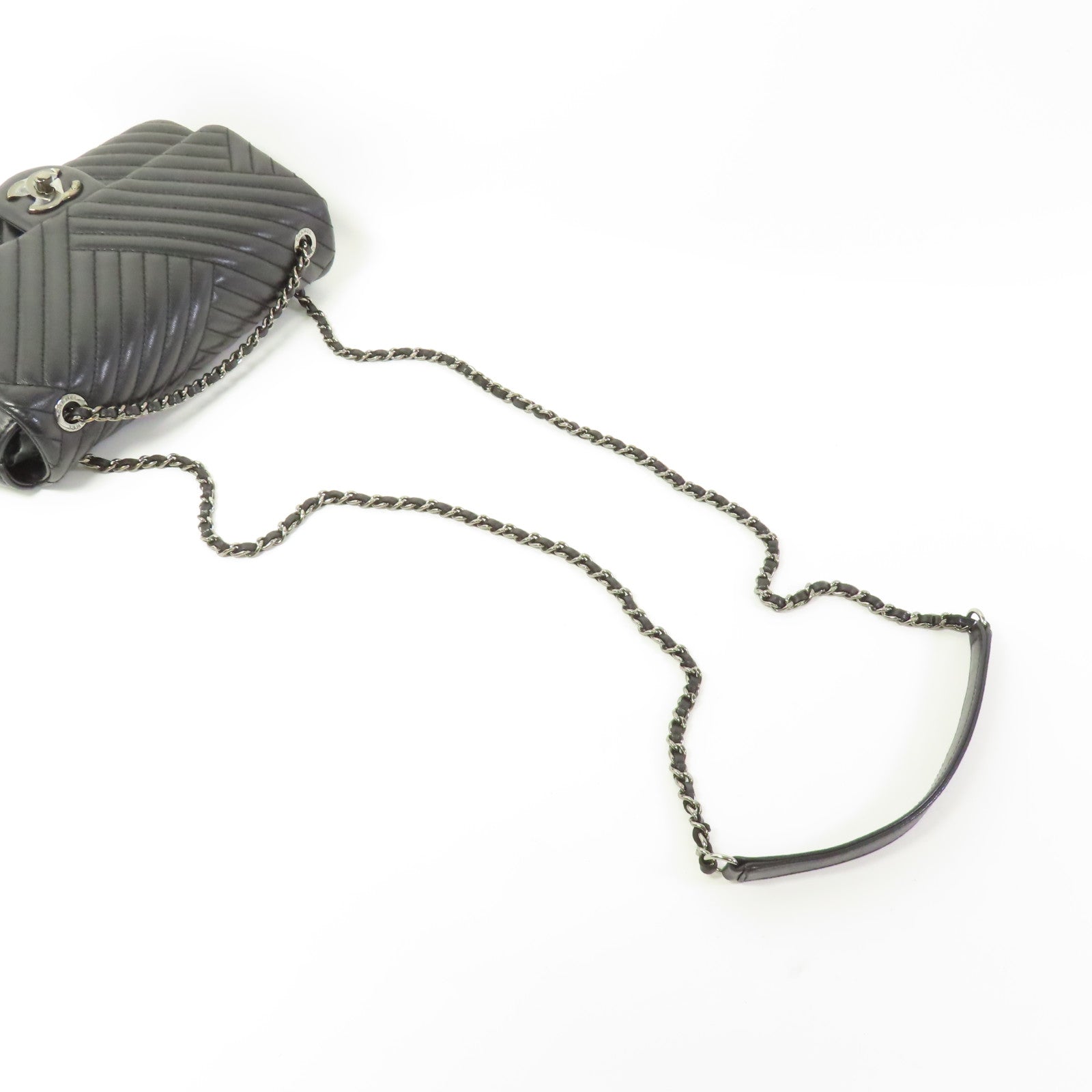 CHANEL 羊皮皮革Chevron Classic Flap肩背袋