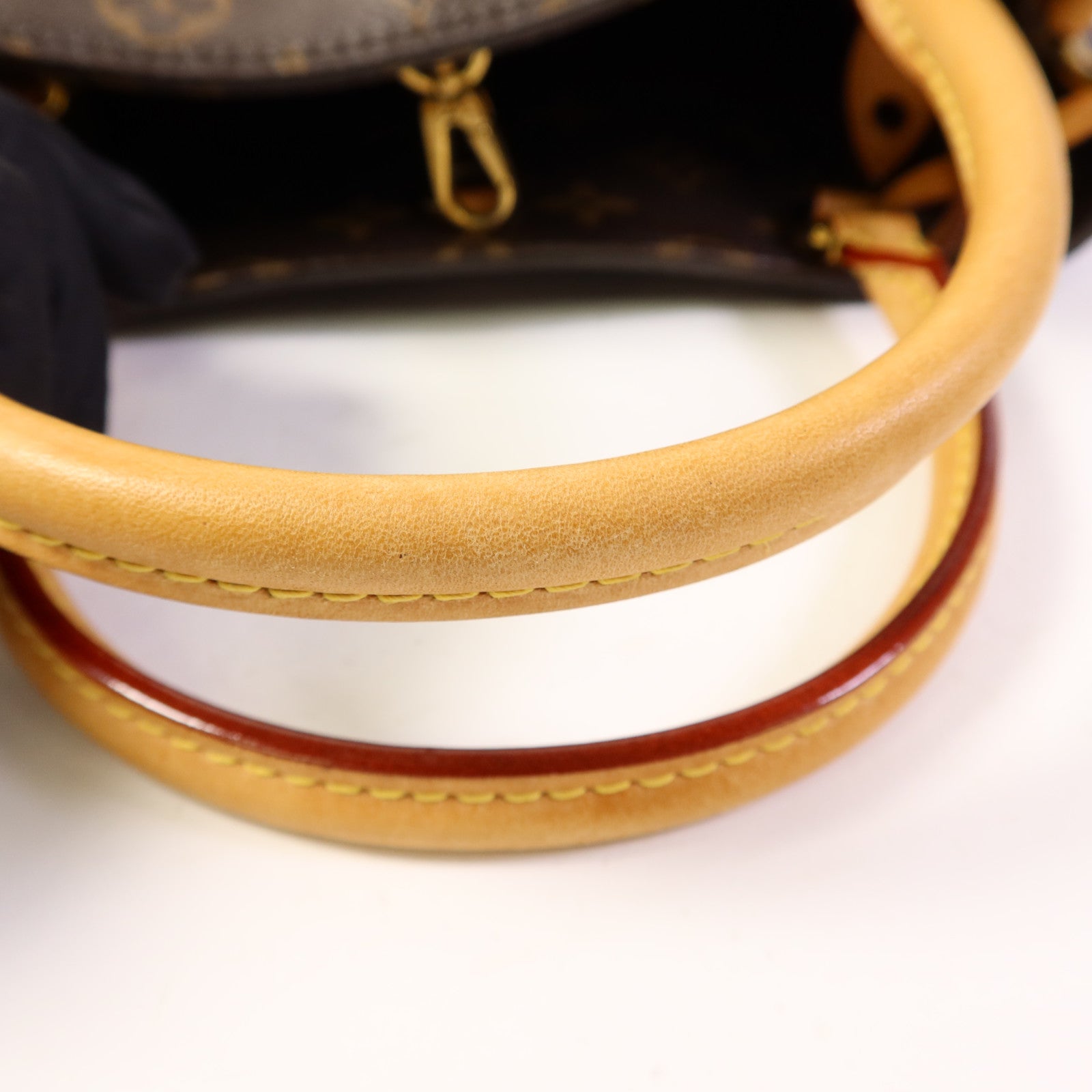 LOUIS VUITTON Monogram Montaigne MM金扣手挽肩背兩用袋