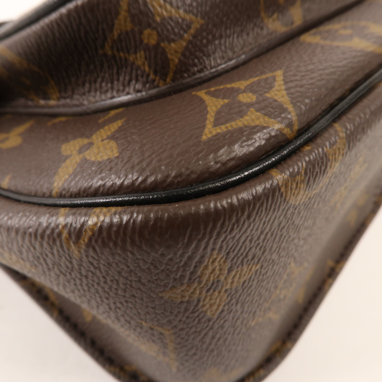 LOUIS VUITTON Monogram Passy金扣肩背袋