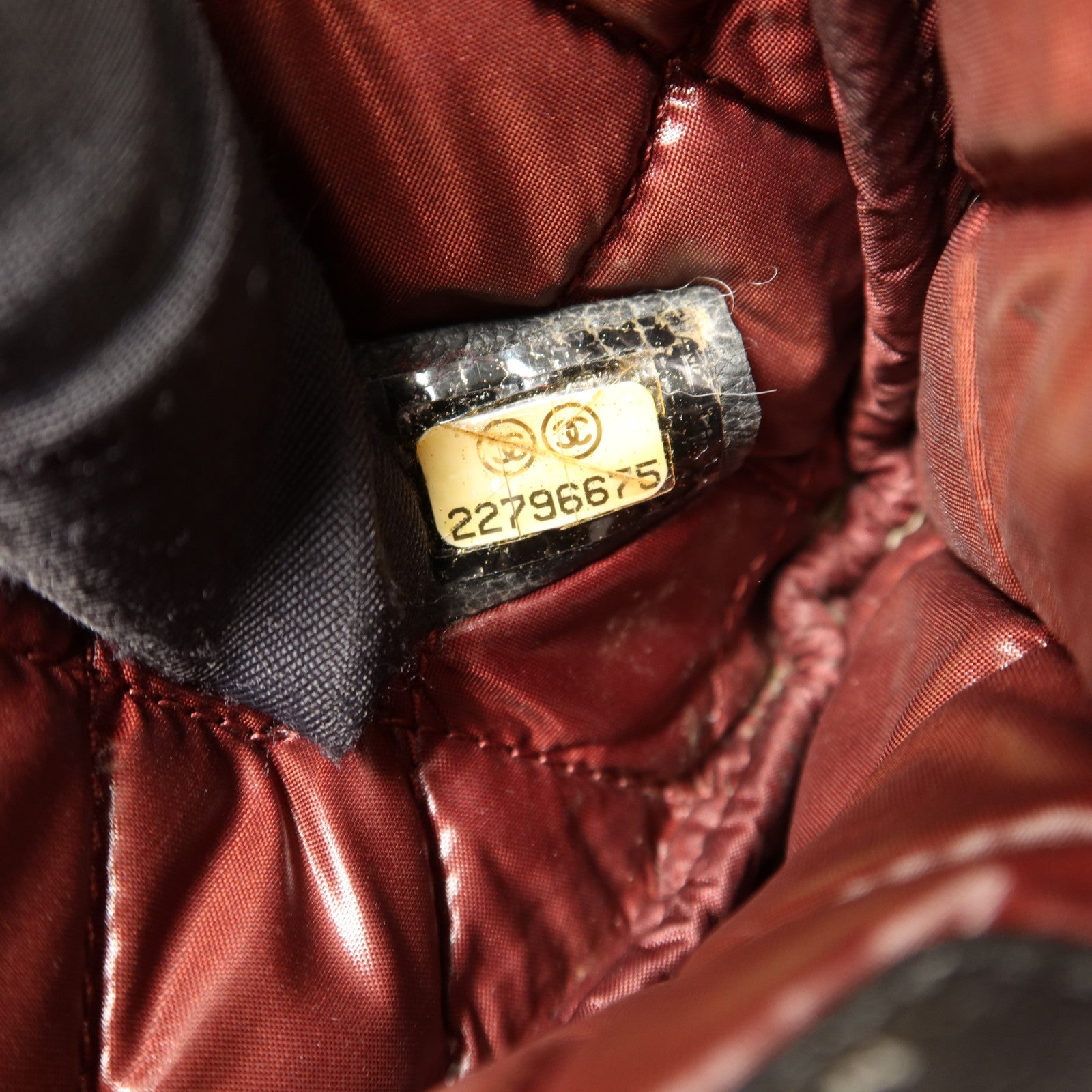 CHANEL 羊皮皮革Mini Zip Pouch手拿包