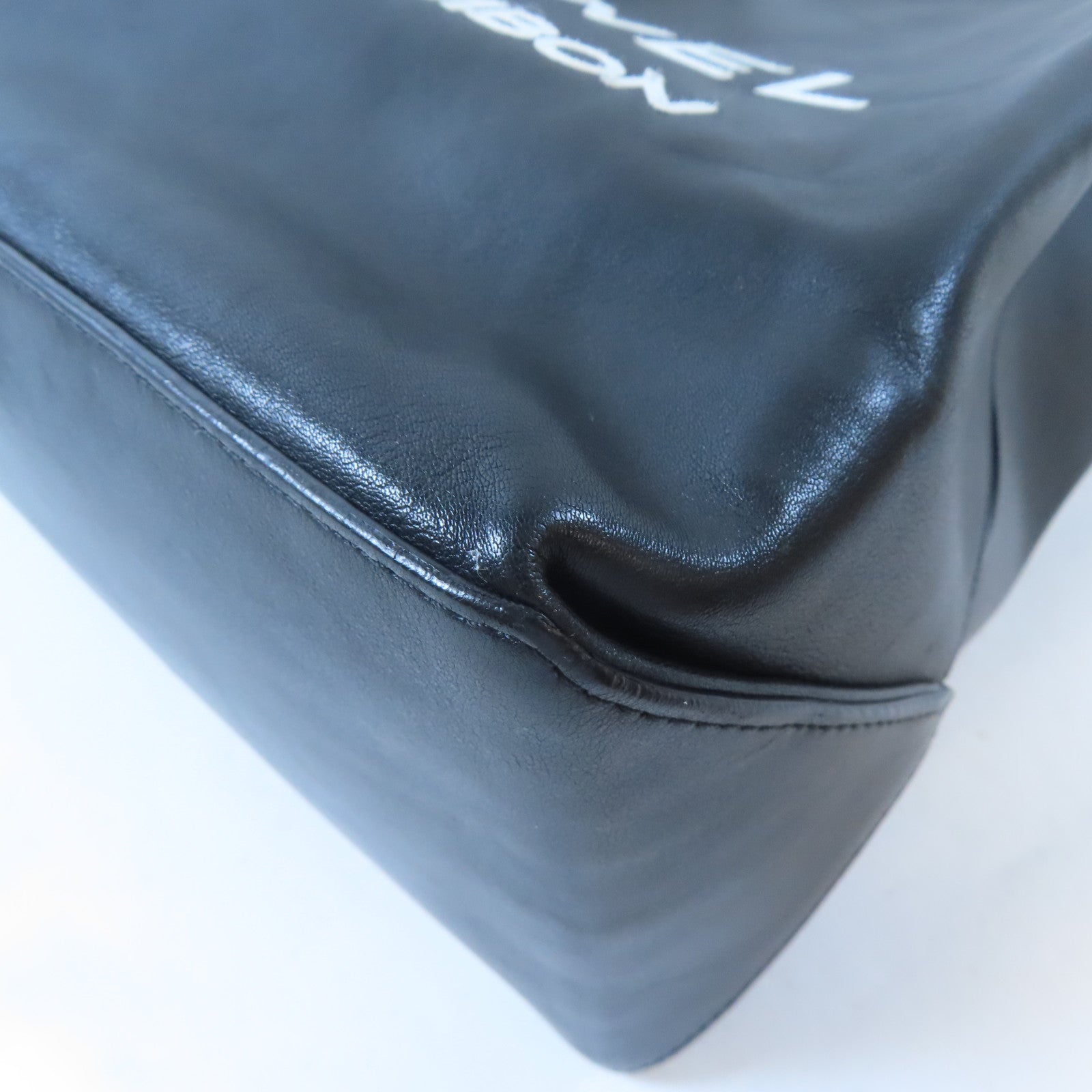 CHANEL 牛皮皮革Totebag銀扣手挽袋黑色