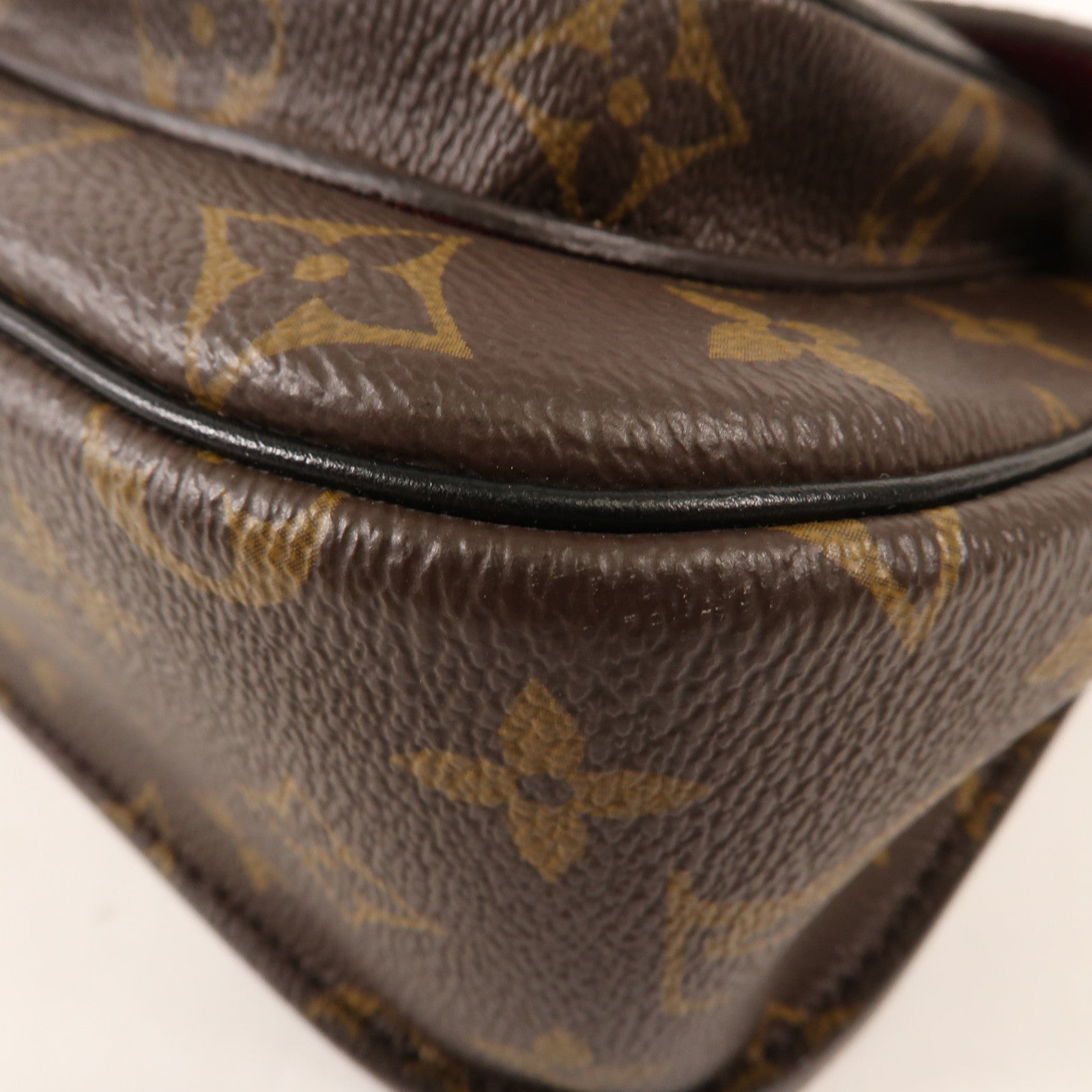LOUIS VUITTON Monogram Passy金扣肩背袋
