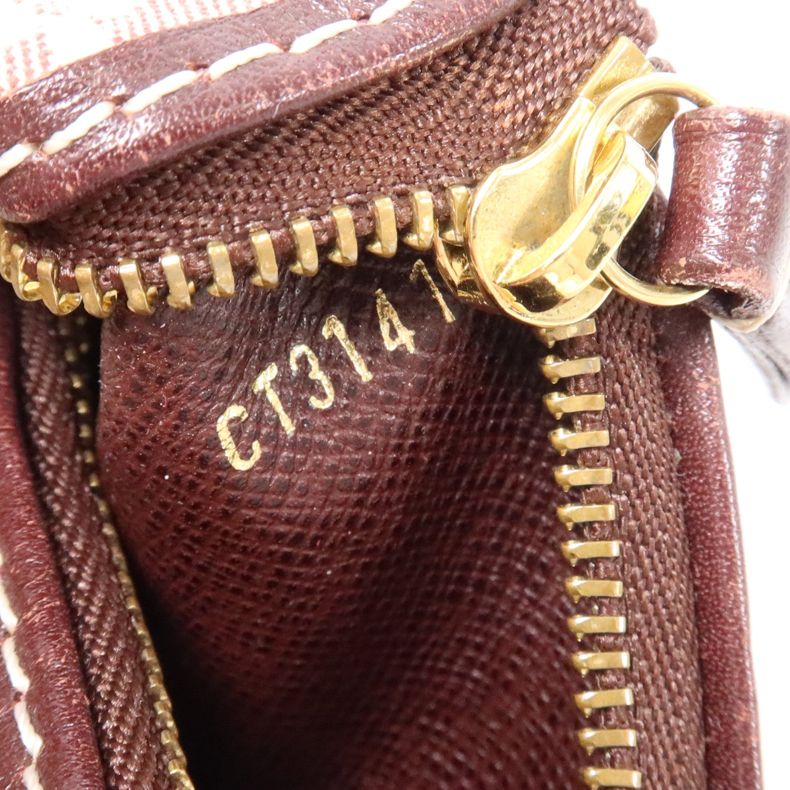 LOUIS VUITTON Monogram Idylle Pochette Cles金扣小袋