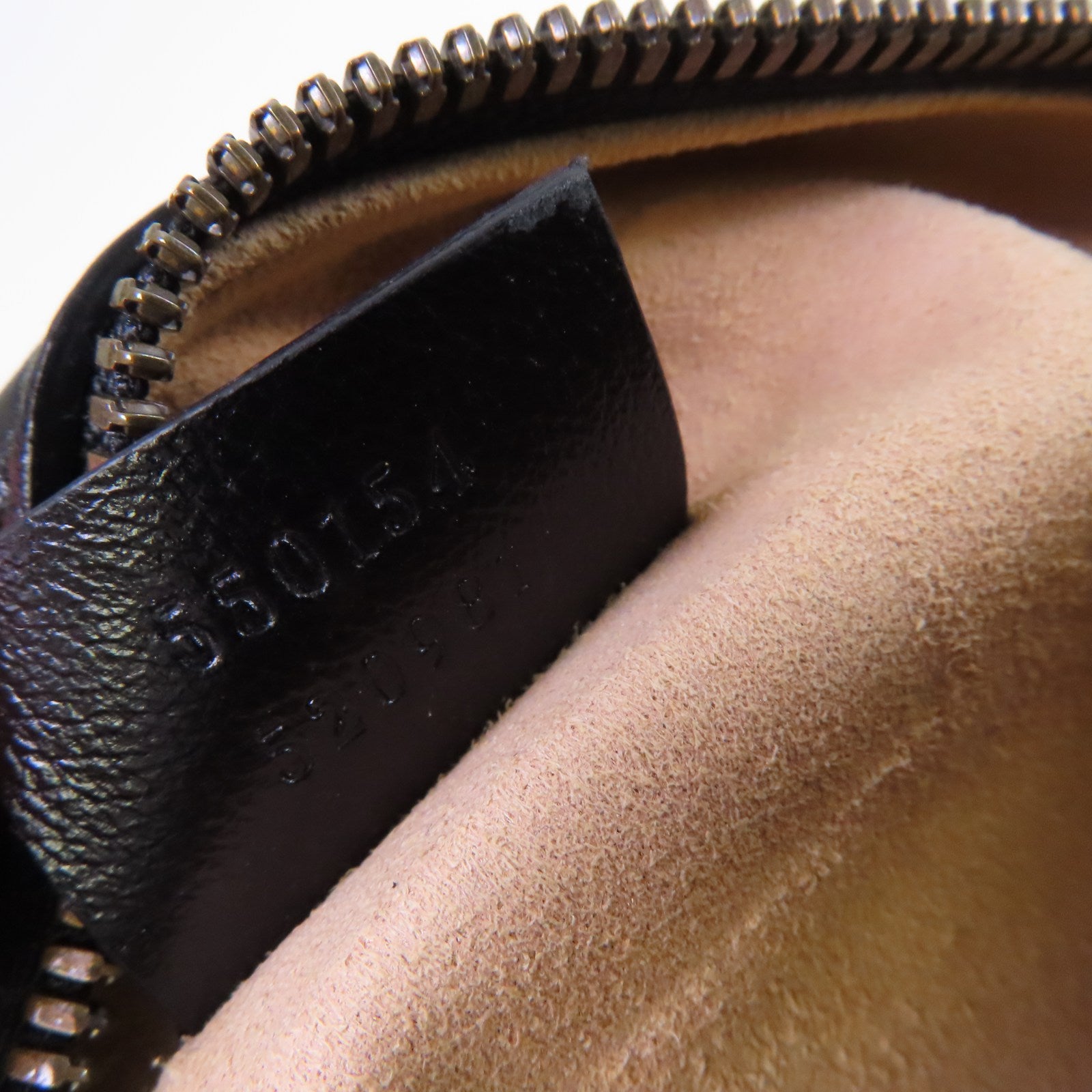 GUCCI 牛皮皮革GG Marmont Mini Round Shoulder Bag金扣肩背袋黑色