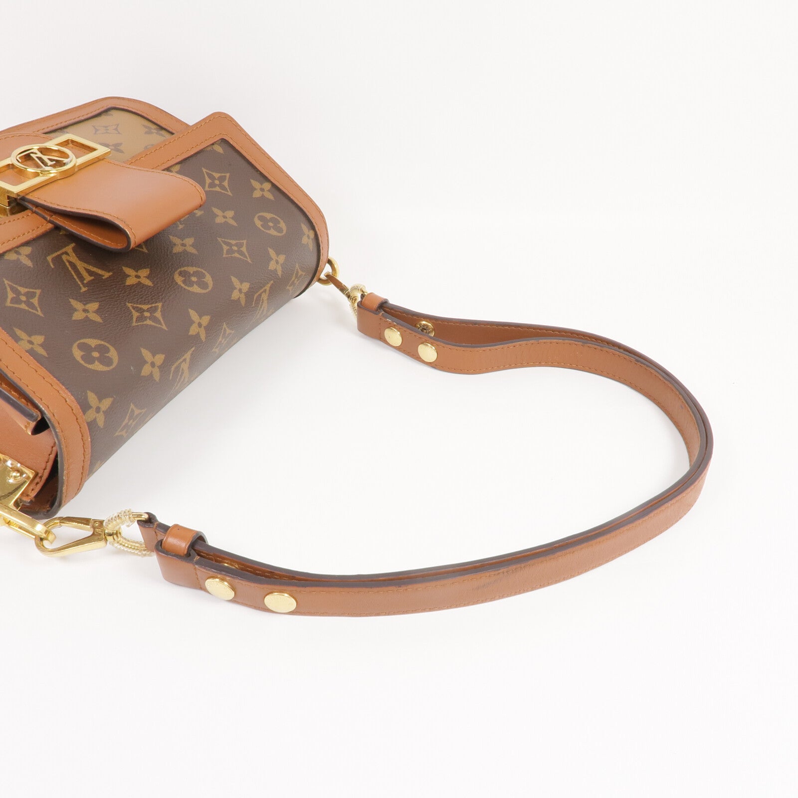 LOUIS VUITTON Monogram Reverse Dauphine MM金扣肩背袋