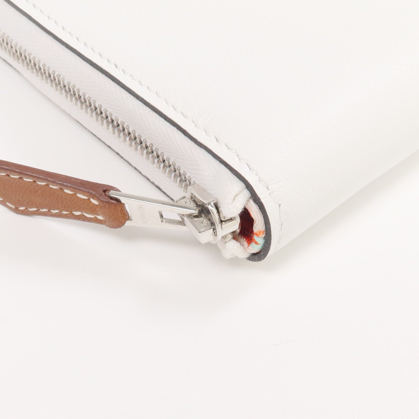 HERMES Evercolor皮革Silk In Compact Wallet銀扣錢包New White