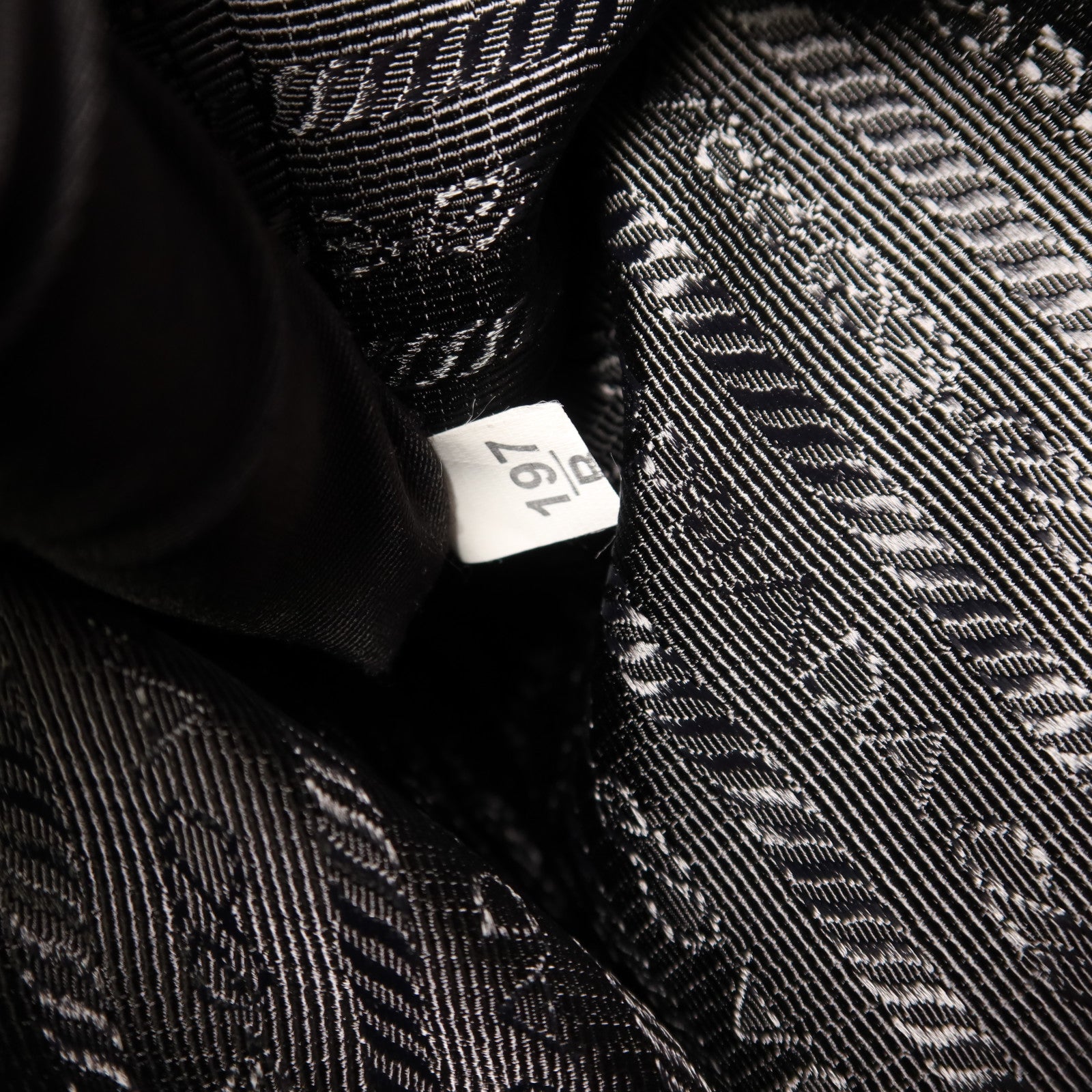 PRADA 尼龍2 Way Shoulder Bag金扣手挽肩背兩用袋