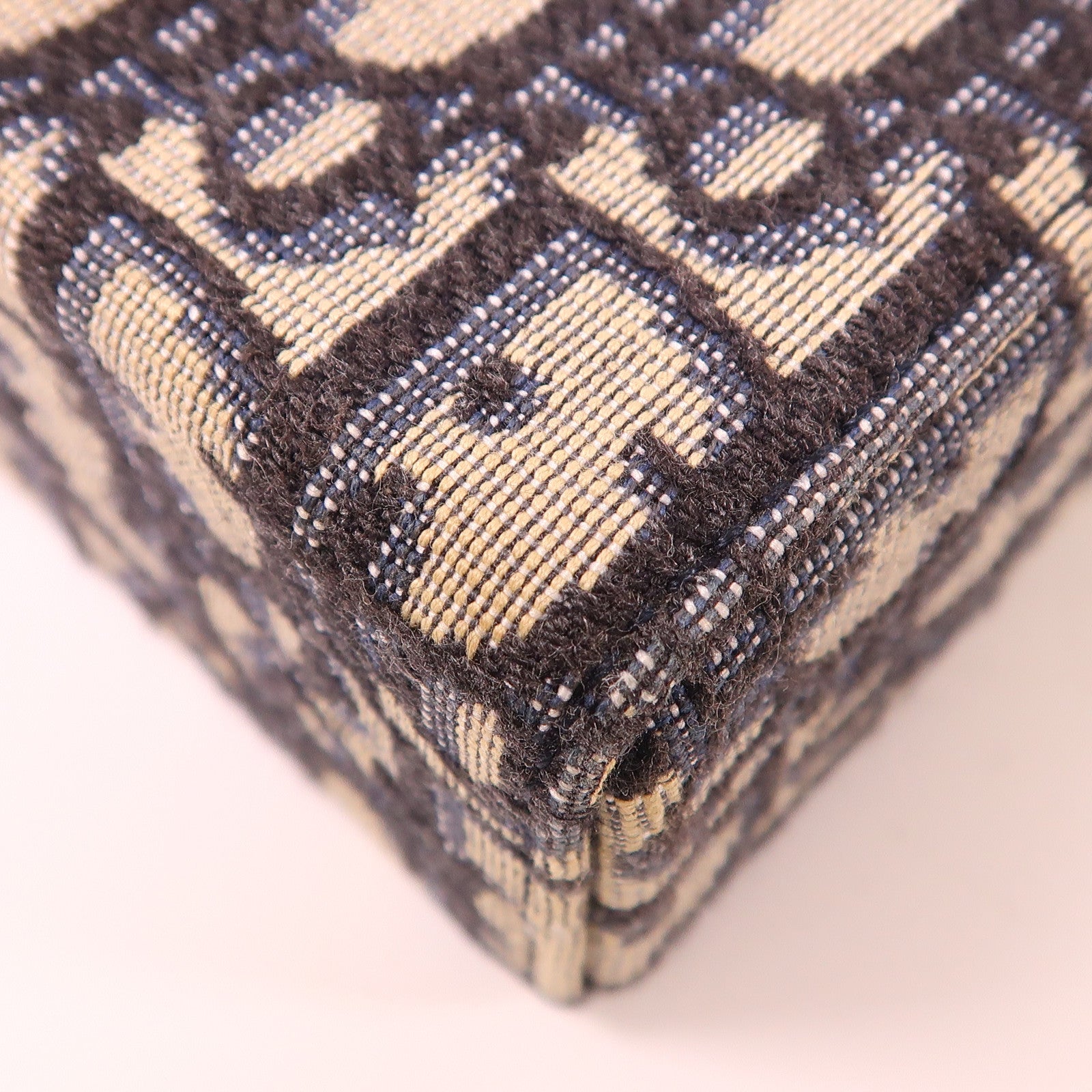 Dior 帆布30 Montaigne金扣肩背袋