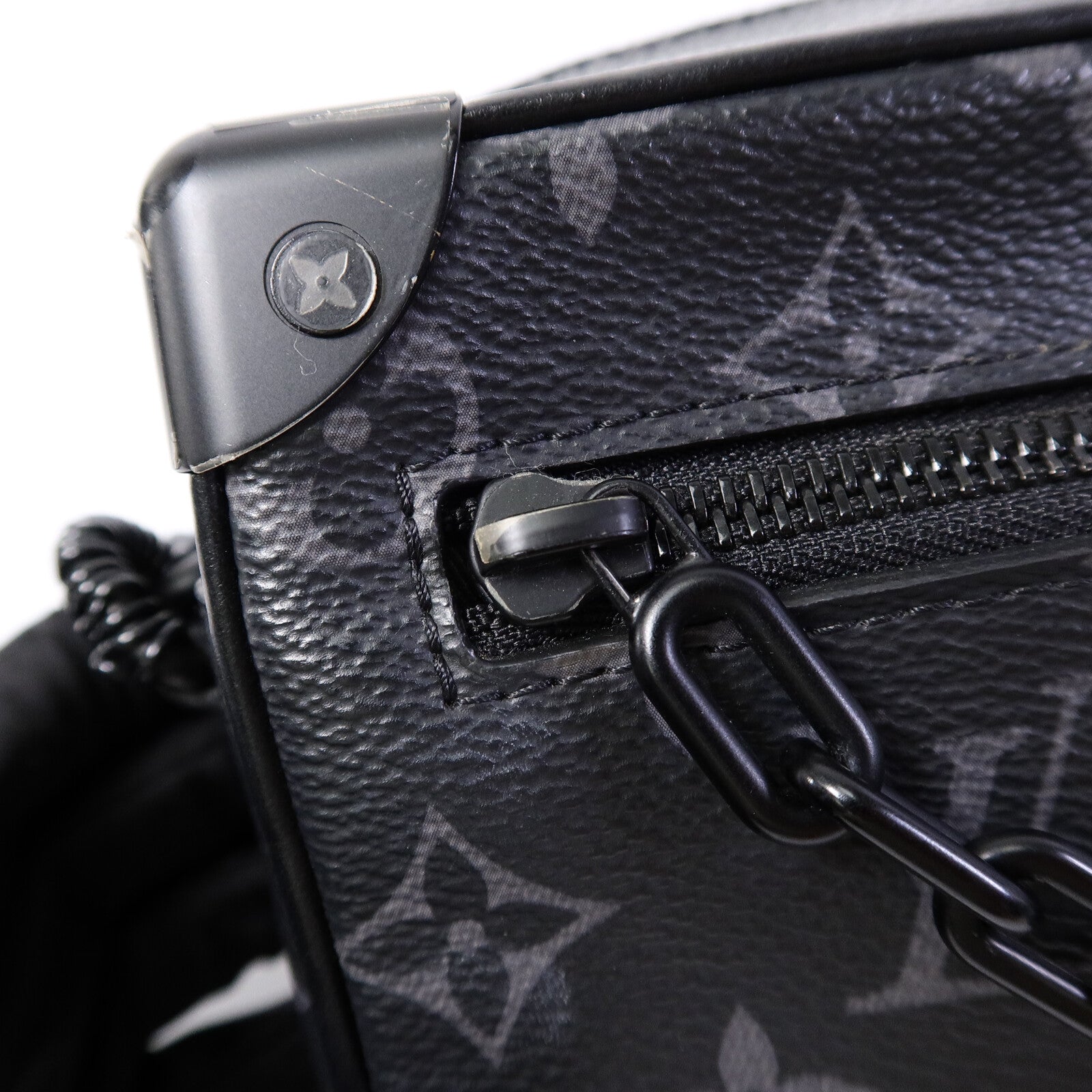 LOUIS VUITTON Monogram Eclipse Mini Soft Trunk肩背袋