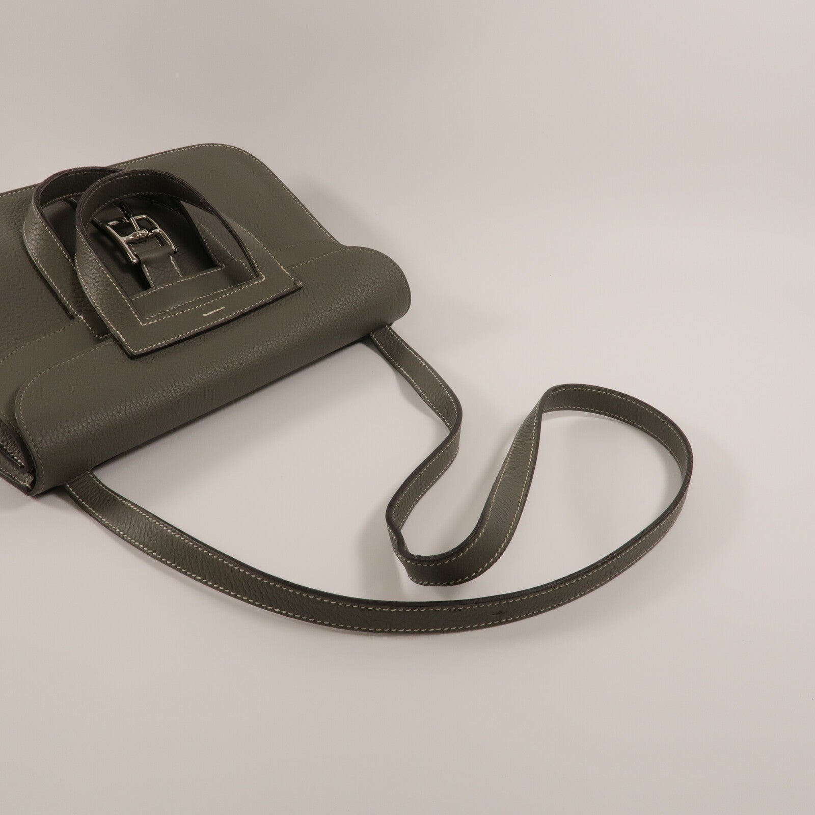 HERMES Clemence皮革Halzan 31手挽肩背兩用袋Gris Meyer