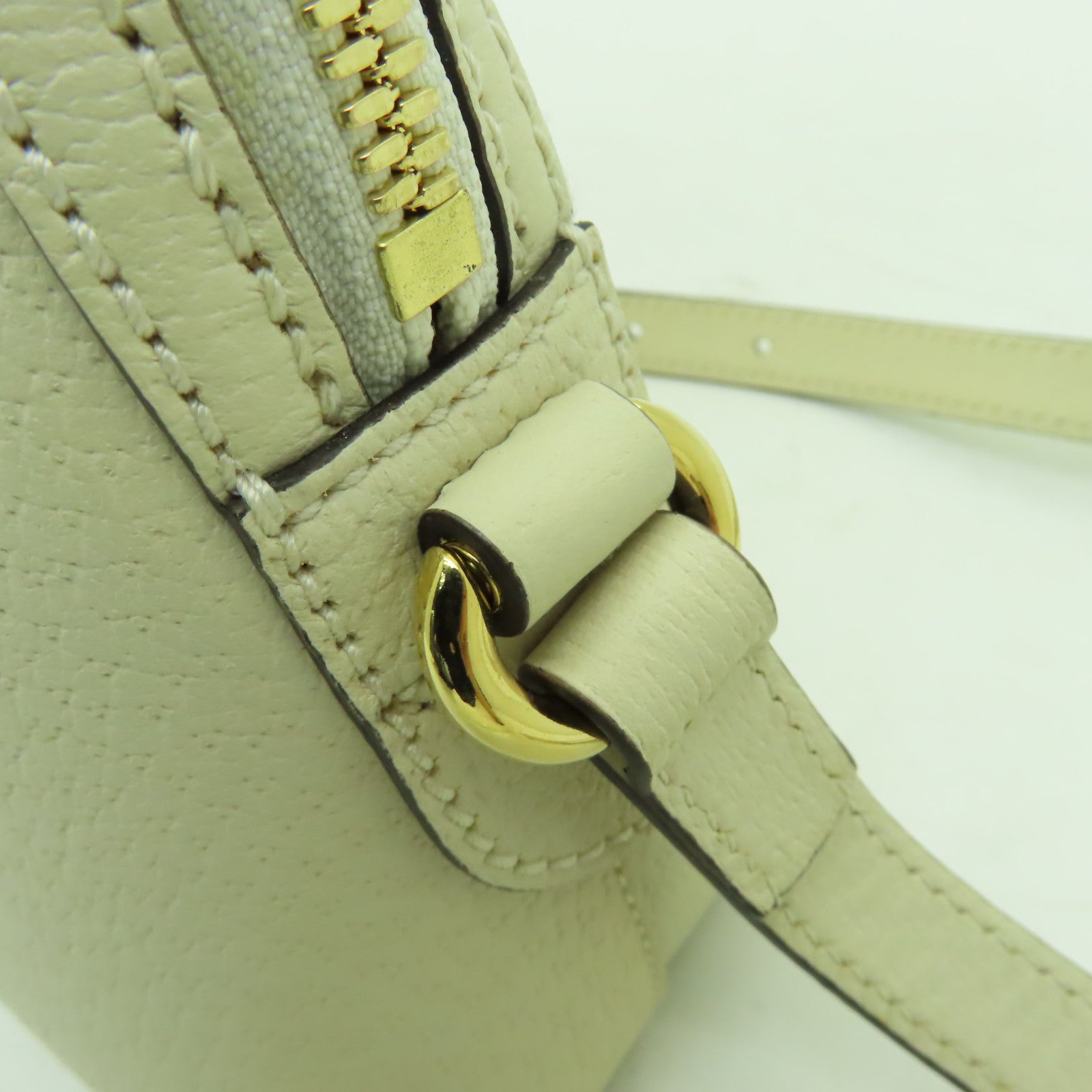 GUCCI 【激減優惠】牛皮皮革Ophidia GG金扣肩背袋白色
