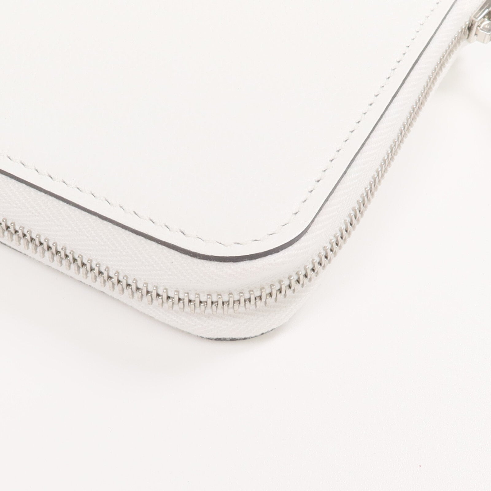 HERMES Evercolor皮革Silk In Compact Wallet銀扣錢包New White