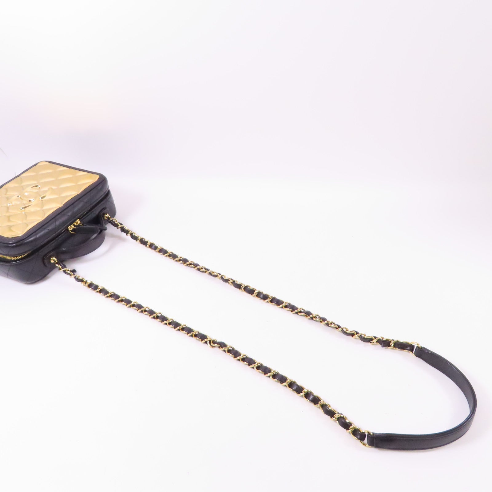 CHANEL 【激減優惠】羊皮皮革Vanity Case金扣鏈帶手挽肩背兩用袋
