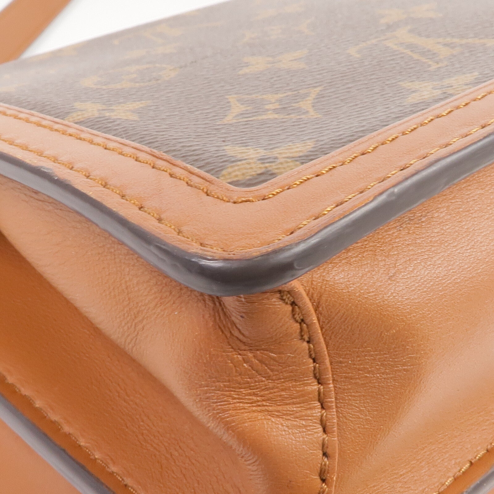 LOUIS VUITTON Monogram Reverse Dauphine MM金扣肩背袋