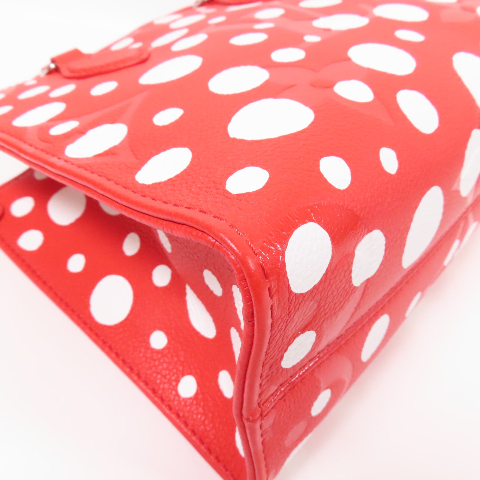 LOUIS VUITTON Monogram Empreinte Yayoi Kusama On The Go PM銀扣手挽肩背兩用袋